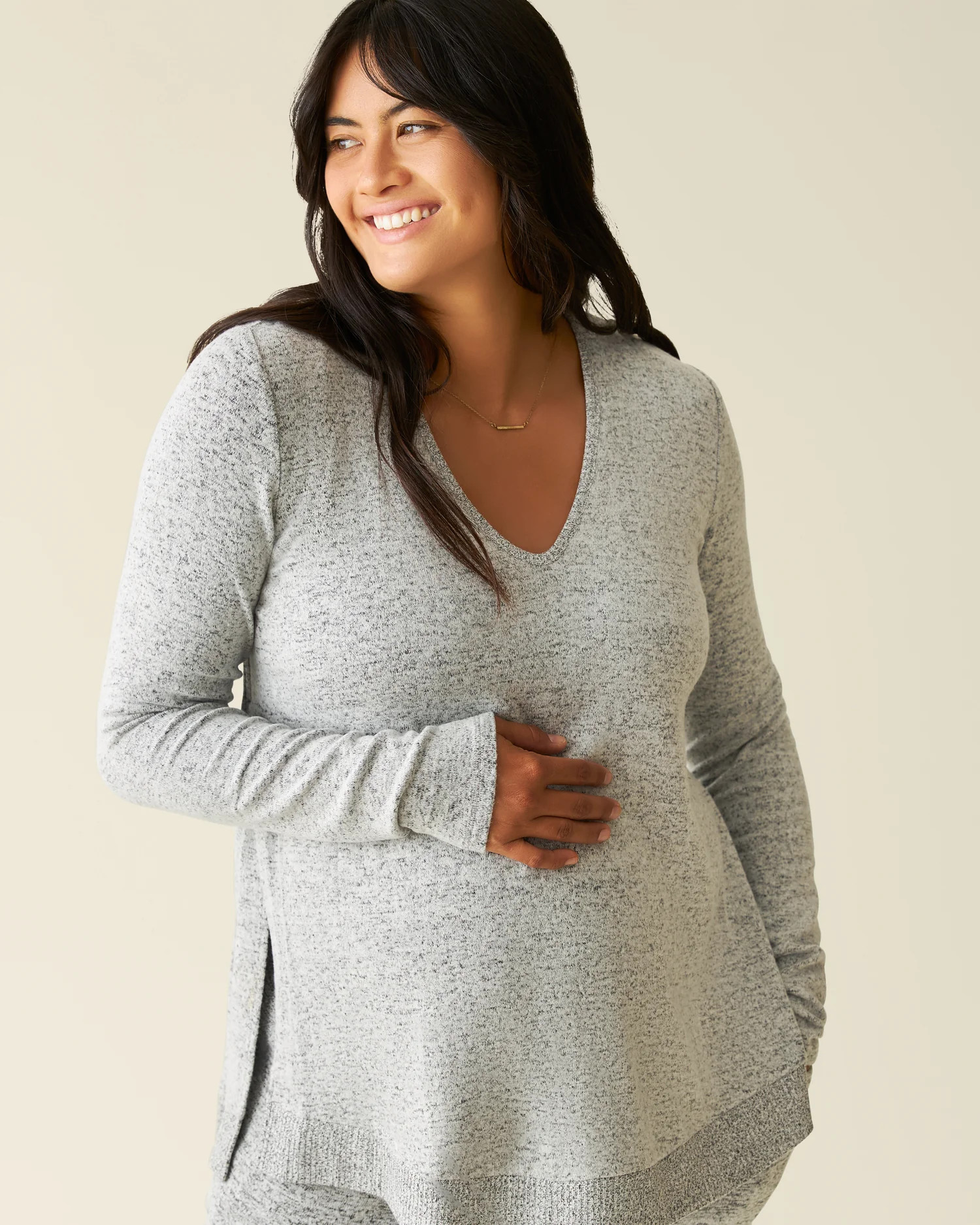 CozyKnit Maternity & Nursing V-neck Top | Grey Heather - Kindred Bravely | Kindred Bravely