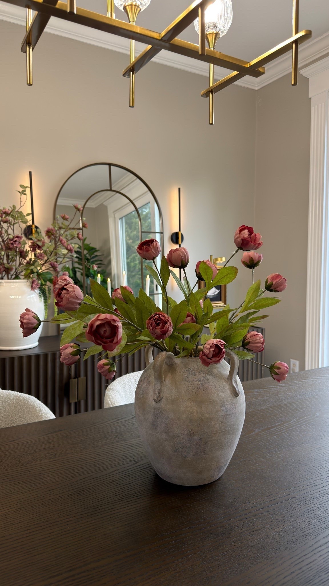  I absolutely love this vase - so much that I have 2 of these :) @Wayfair  #ad #WayfairPartner #Wayfair @shop.ltk #ltkit #liketkit



#liketkit #LTKSaleAlert #LTKSeasonal #LTKHome
@shop.ltk
https://liketk.it/60T16