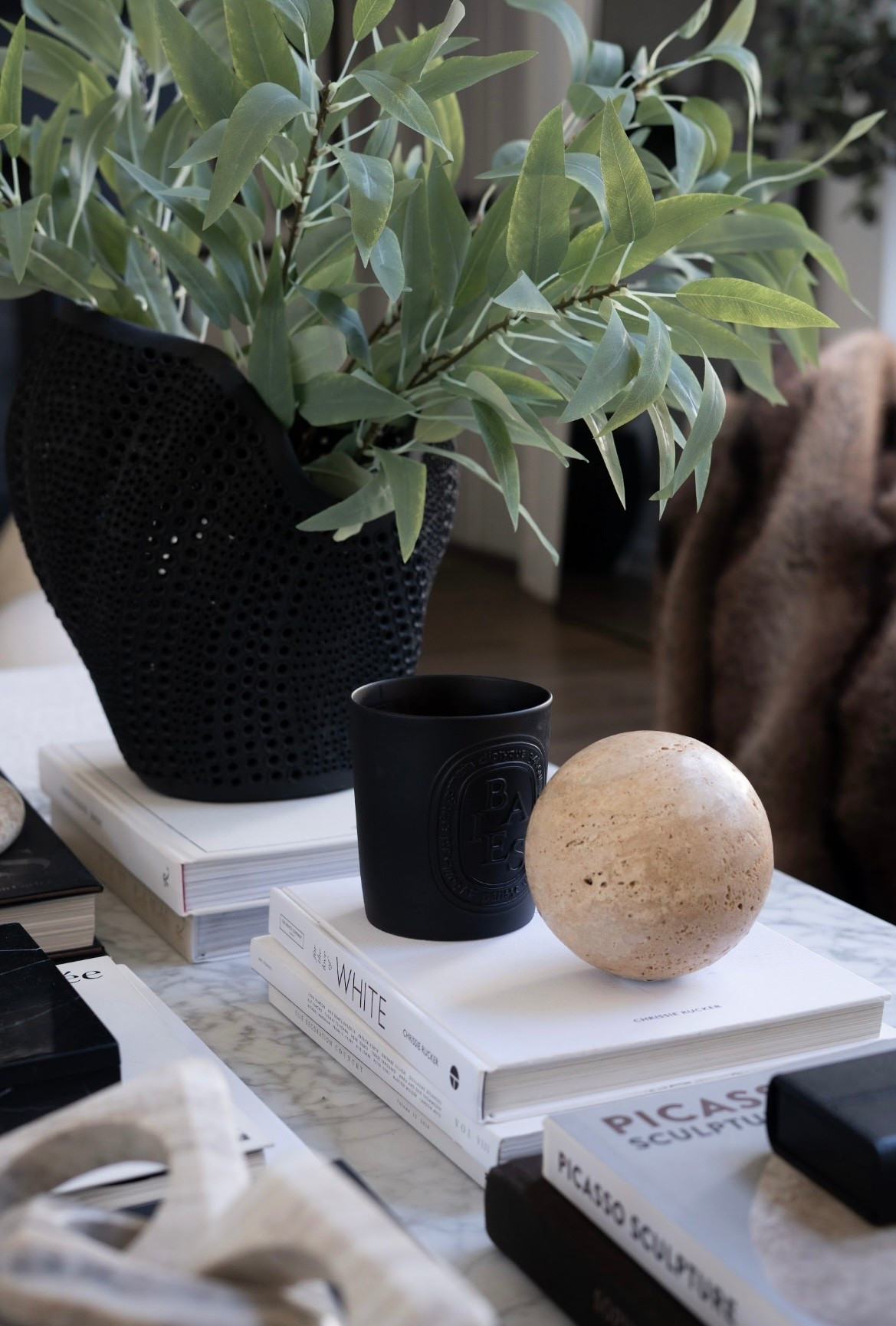 Iconic pieces don’t have to scream — they just show up and steal the scene.

These Wayfair finds are giving designer-level drama in the best way: sculptural silhouettes, bold contrast, rich texture, and that “where did you GET that?!” energy. The kind of decor that makes a room feel calm… but unforgettable.

#ad #wayfair #wayfairpartner @wayfair


#LTKHome #LTKdayinmylife #LTKmomlife