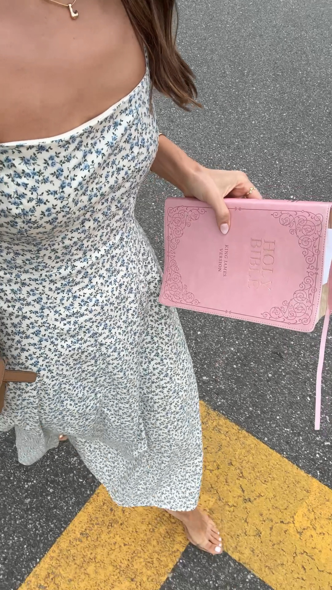 Abercrombie Easter dresses. Mother’s Day dress. Church outfit. Vacation dress. Floral dresses. Resort wear. Vacation outfit. Vacation dress.  Summer dress. Spring dress. Wedding guest dress. 

*I am 5’3, 110, 32b in XXS petite w/ adjustable straps. I love this!!


#LTKTravel #LTKWedding #LTKPetite