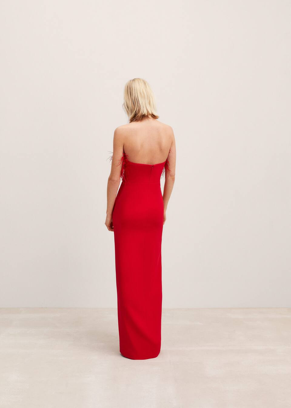 Tüy detaylı straplez elbise -  Kadın | Mango Türkiye | Mango turkey