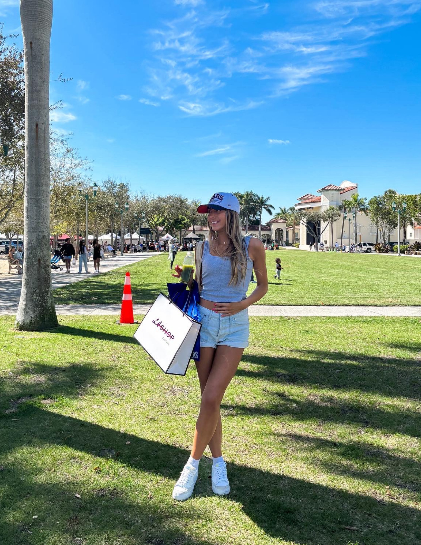 Wearing a size XS in top & size up in the shorts for a low rise fit <3 Hat is old from Abercrombie 

#LTKstyletip