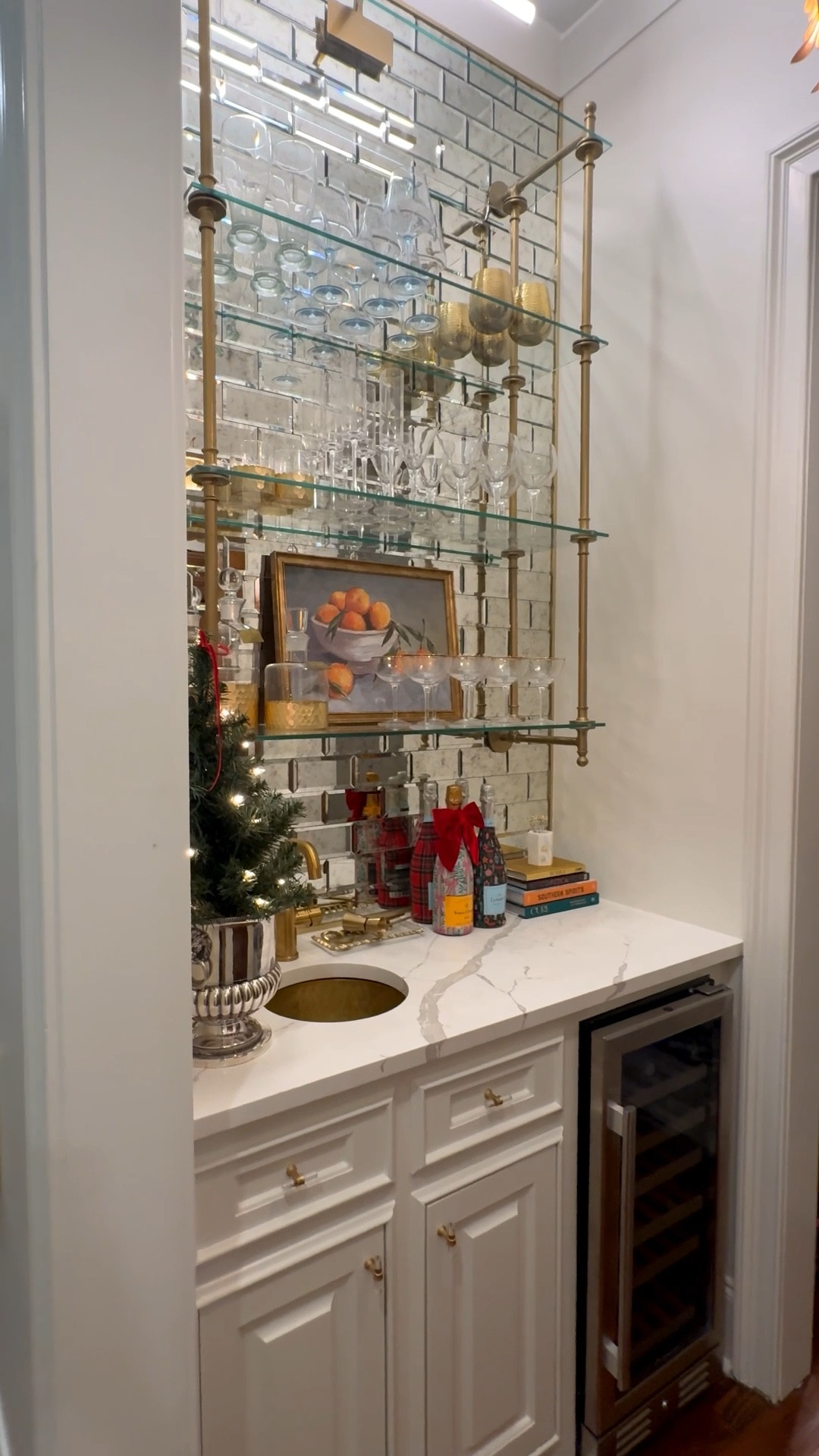 
🌟 A little shimmer, a little structure — the wet bar is officially ready for the season with mirrored tile and bistro-style shelving. 🌟 

#LTKSeasonal #LTKHome #LTKFindsUnder100