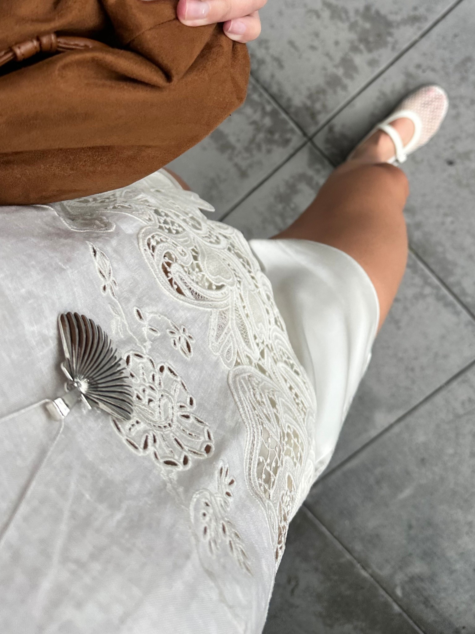 cute but comfy. Silk shorts>> 

#LTKSummerEdit #LTKFindsUnder100 #LTKStyleTip