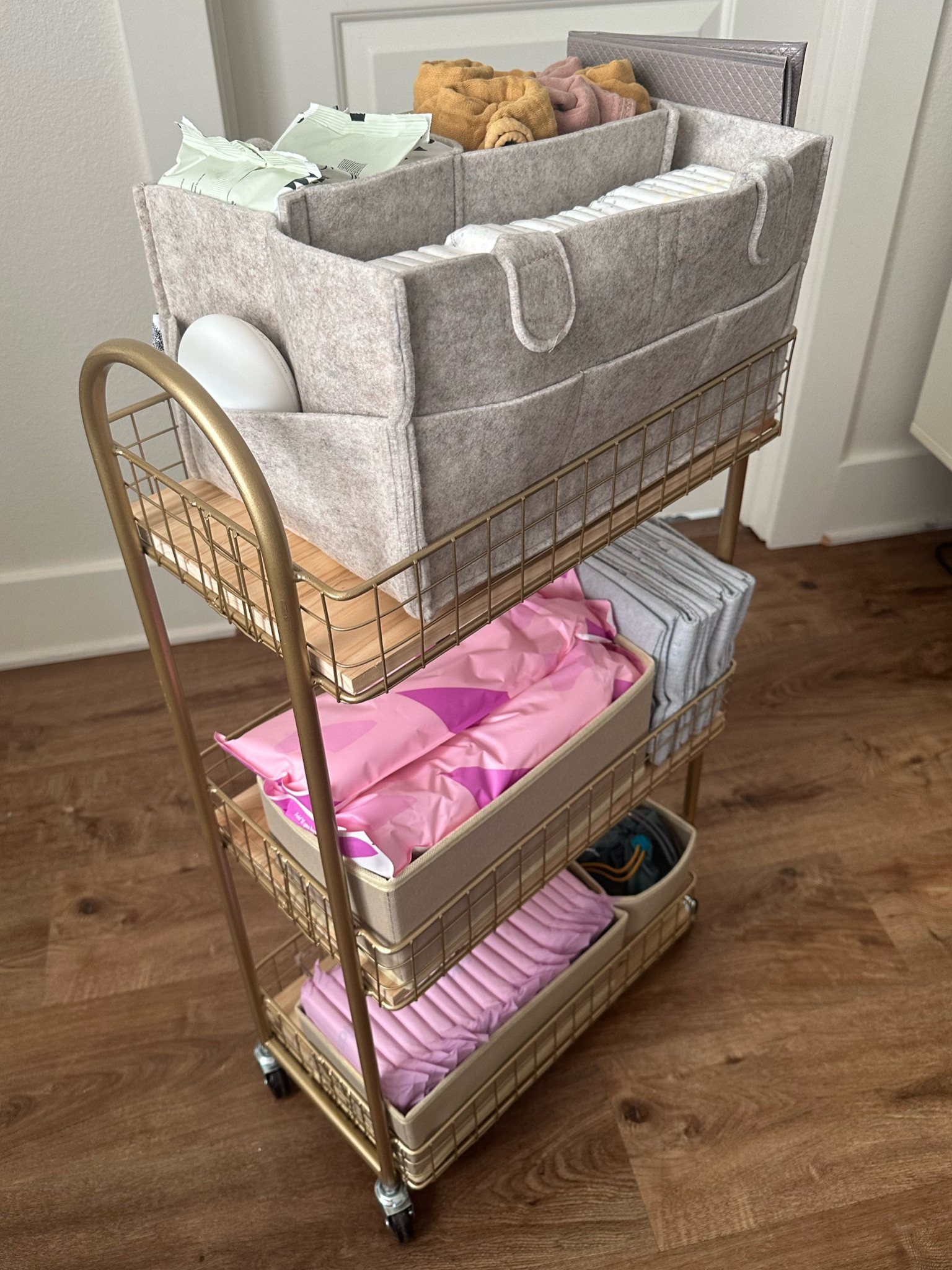 Postpartum/diaper cart is set up and ready! 



#LTKbaby #LTKbump #LTKfamily