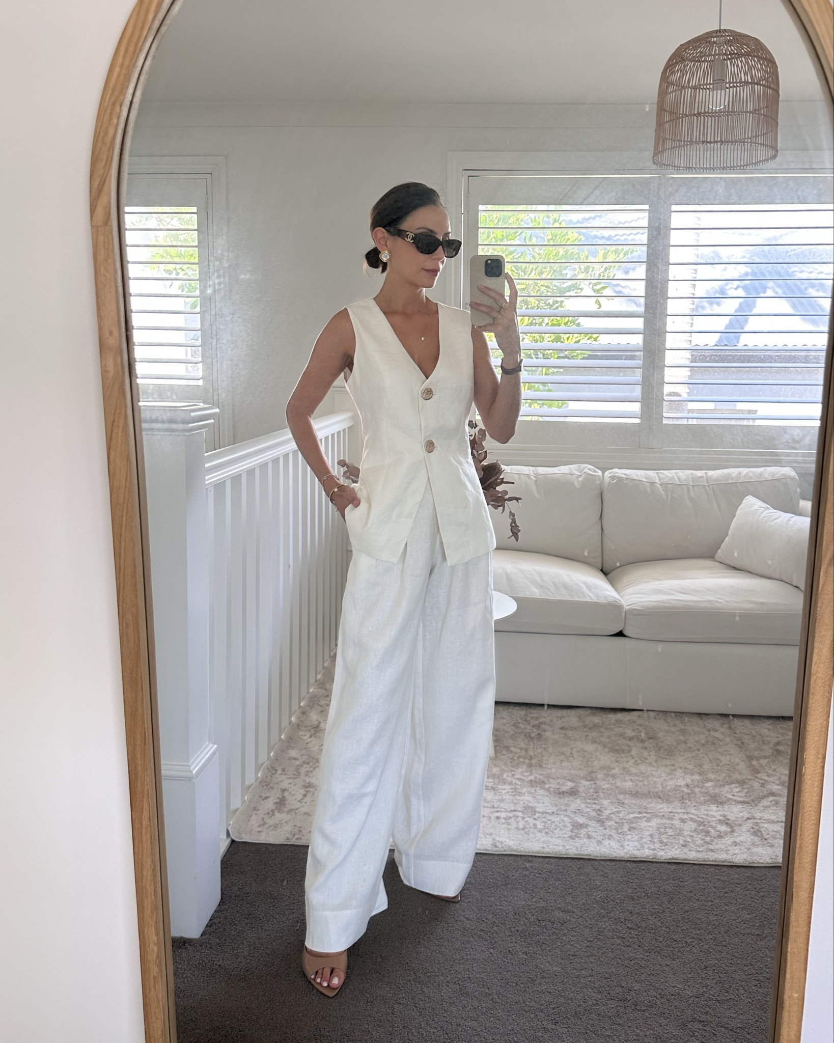 Matching linen vest and wide leg pants 

#LTKaustralia #LTKworkwear #LTKsummer