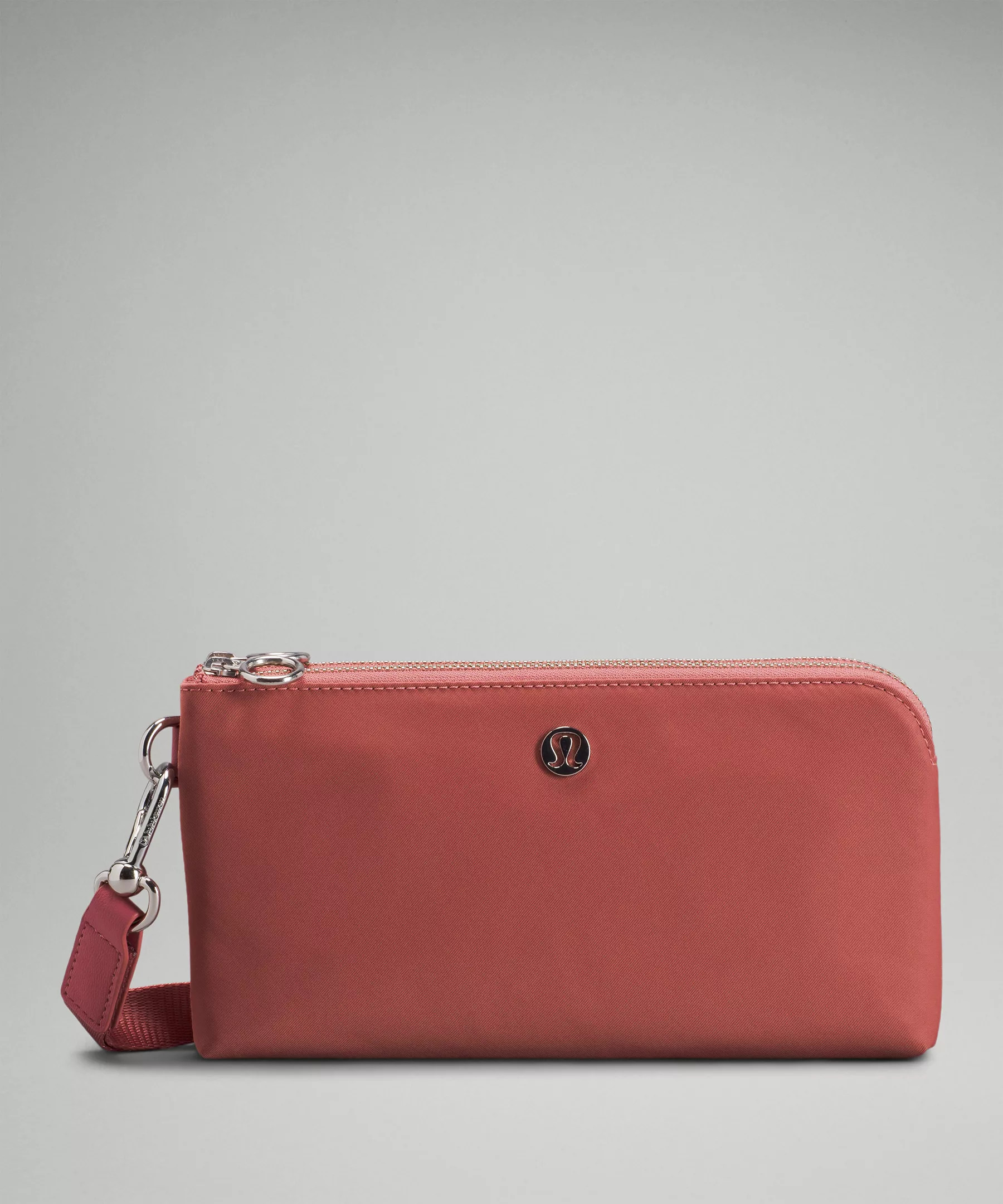 Curved Wristlet | Lululemon (US)