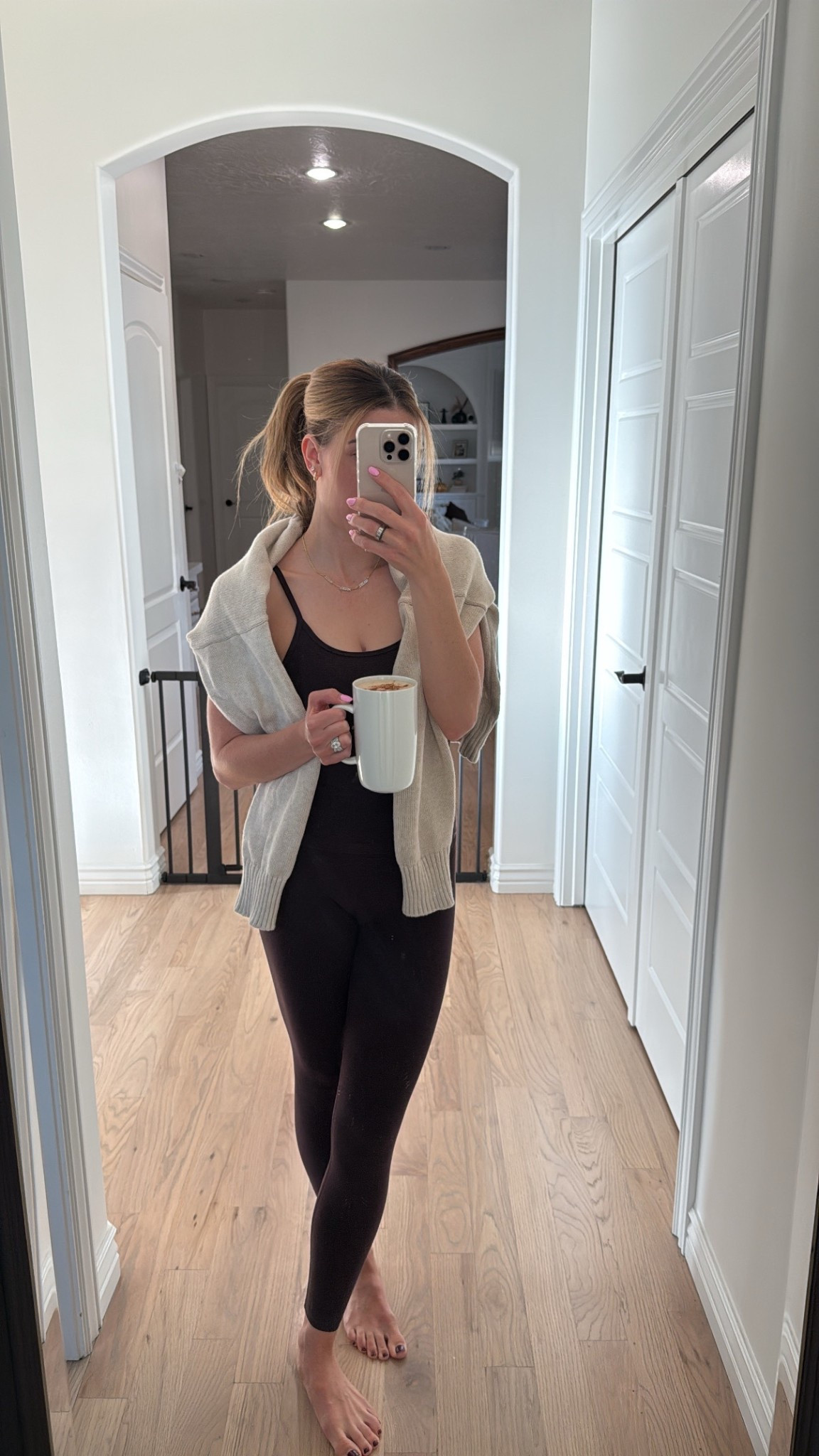 Coffee & A Cozy Set 

Workout
Yoga
Pilates
Athletic apparel 