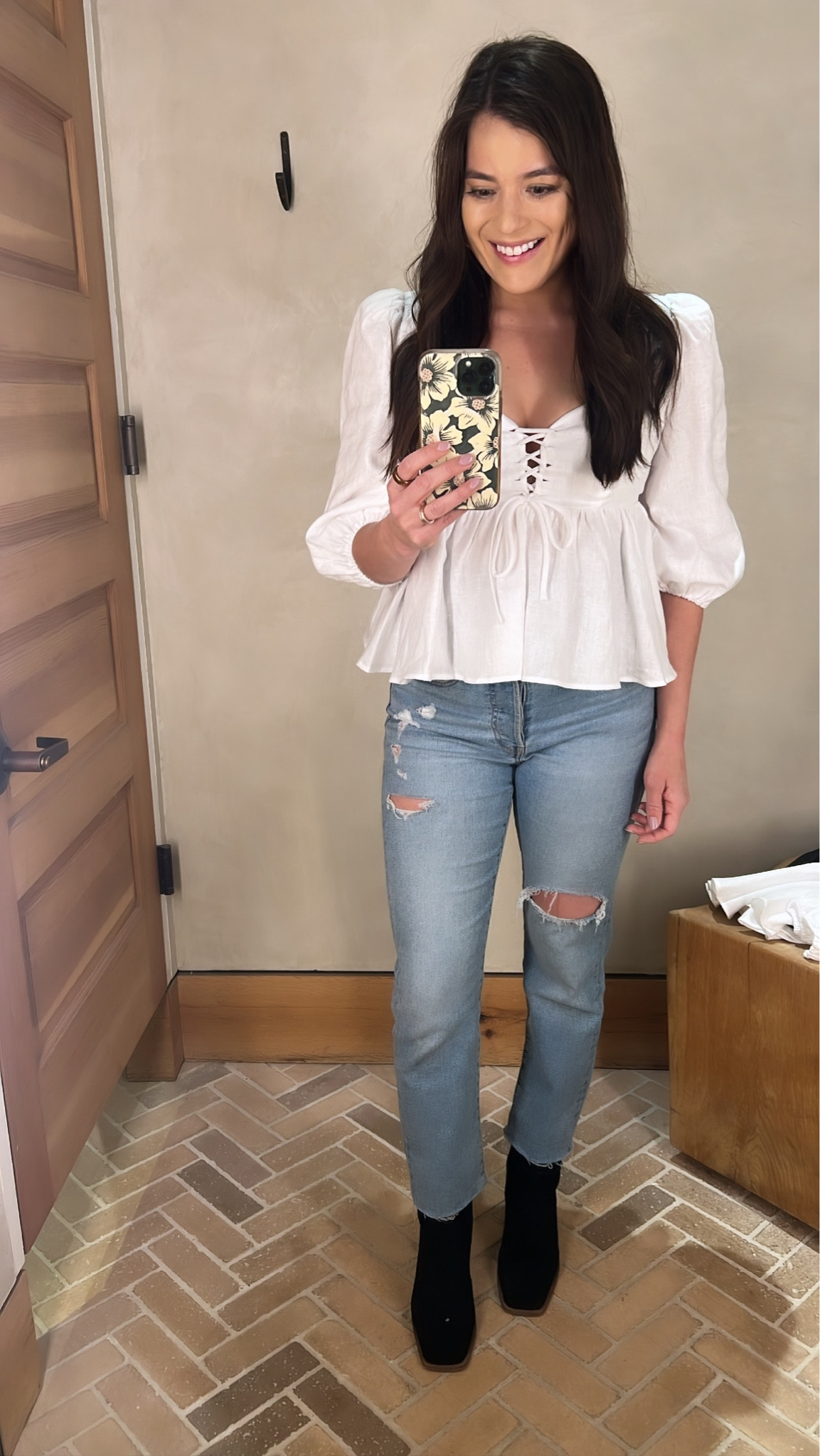 Love this dreamy new top.😍 Fits TTS- I'm wearing a 6! 

-Amy 