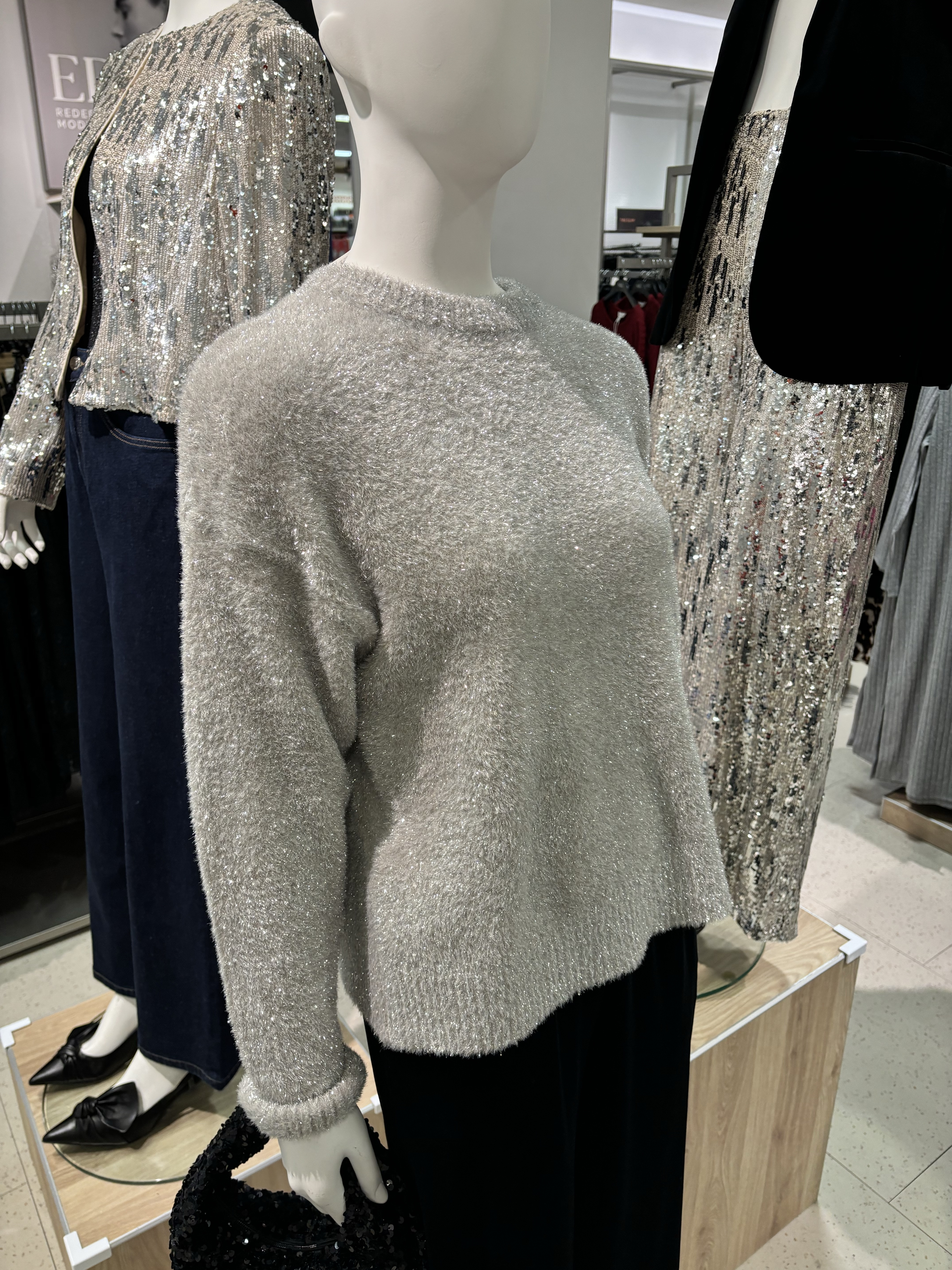 Sparkly Christmas Jumper 💫

#LTKuk #LTKwinter #LTKeurope