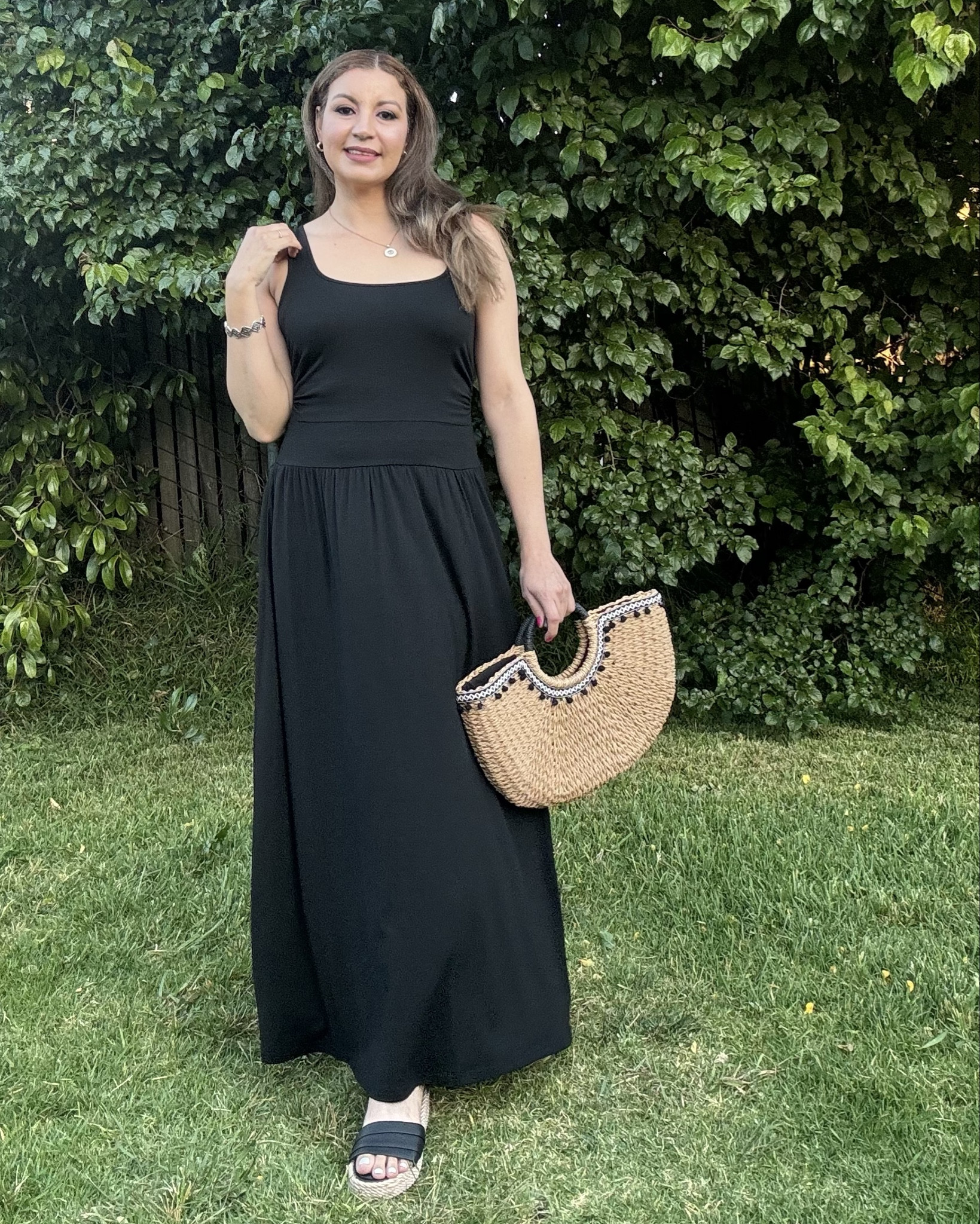 MEROKEETY Sleeveless Summer Dress for Women 2025, Casual, Square Neck, Fluid, Maxi Dress with Pockets.
Size:M

#LTKMidsize #LTKSummerEdit #LTKStyleTip