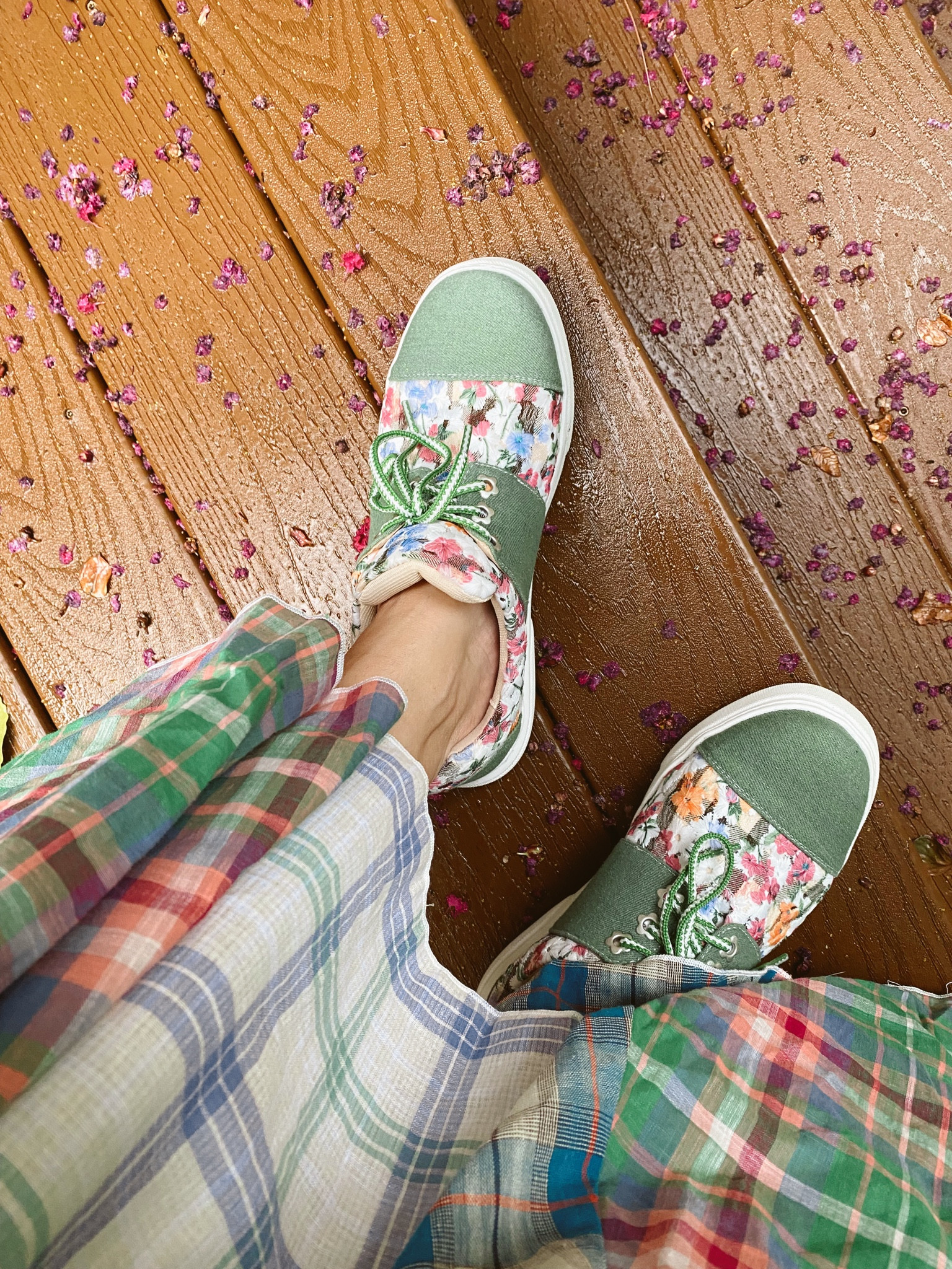 When you are so obsessed with your new shoes from @nixandness that your entire camera roll is filled with videos and pictures of them 😂💀 can you blame me?! They are so cute, fun, comfy, and unique!! Do yourself a favor and check them out @nixandness and then go to my LTK shop and see these and some of my other favorites I have linked! #ad #nixandness

#LTKShoeCrush #LTKStyleTip #LTKBacktoSchool