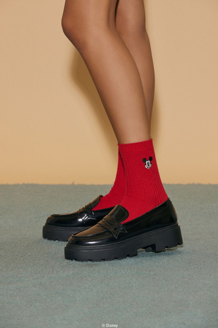Disney Mickey Mouse Crew Socks in Red | Forever 21