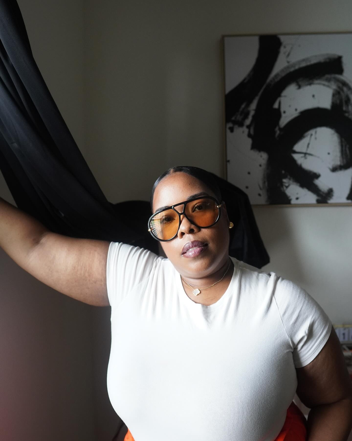 Cleaning out some unused photos out my phone to free up space! These shades were an impulse purchase last year that I didn’t need. At the same time, I’m getting my cost per wear out of them! Amazon does have a dupe 🤭. Linking them rattttt now!!! Real talk, most of my bad money decisions come from impulse spending that I’m still feeling the consequences for them. There are so many layers to un pack with that from spiritual to mental but that’s a whole different conversation for another day. But heyyyy, lol! Linking dupes on my LTK and story!