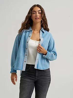 Women's Two Toned Denim Snap Front Shirt in Light Sunbeam | Lee Jeans