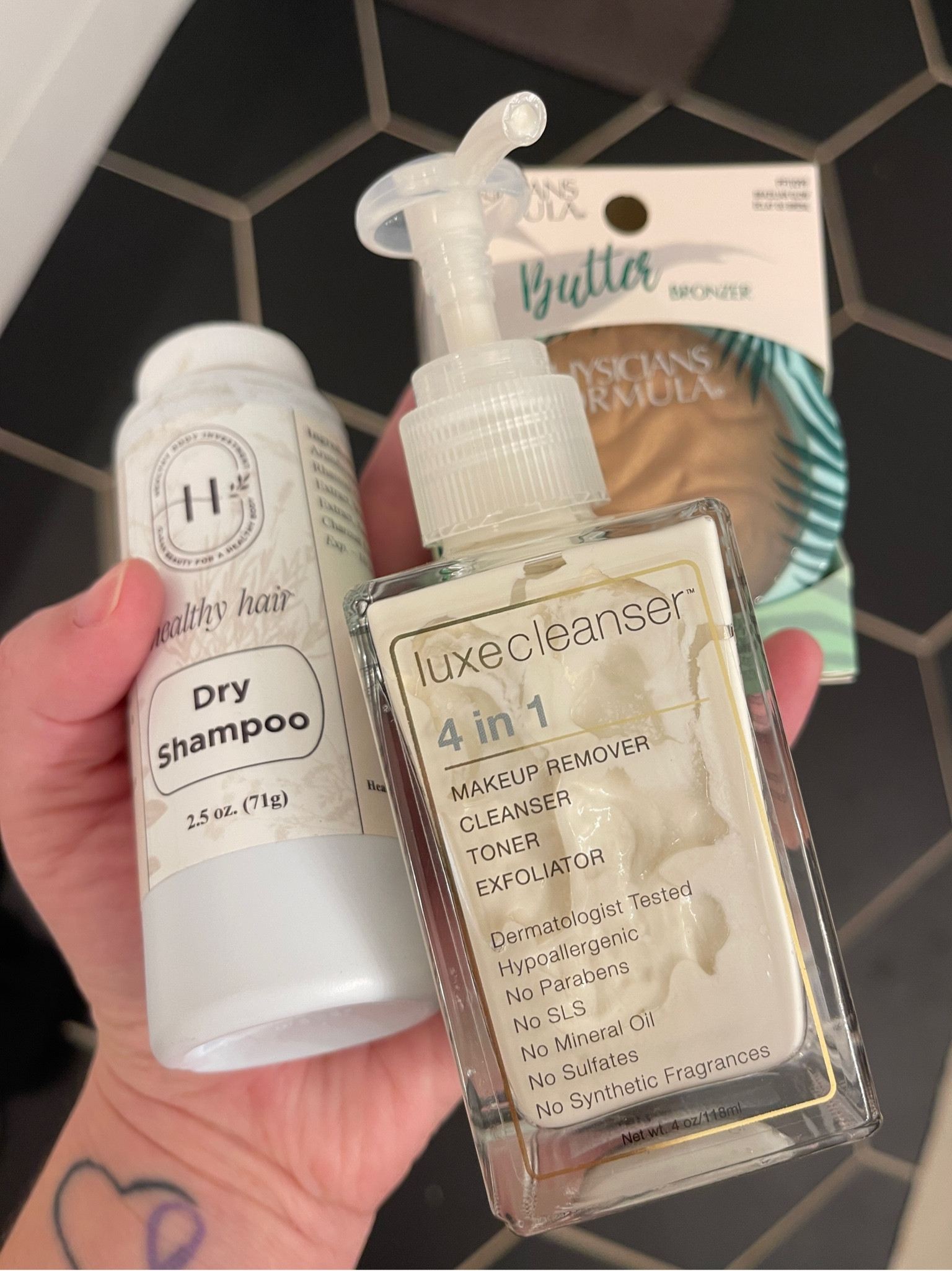 Giving clean products a try! These were rated 2 or less (green) on the Think Dirty app. So far I like them! I'm always open to advice though. Ready to start eliminating toxins in hopes to raise my girls without hormone issues like mama 🥲 #cleanbeauty 