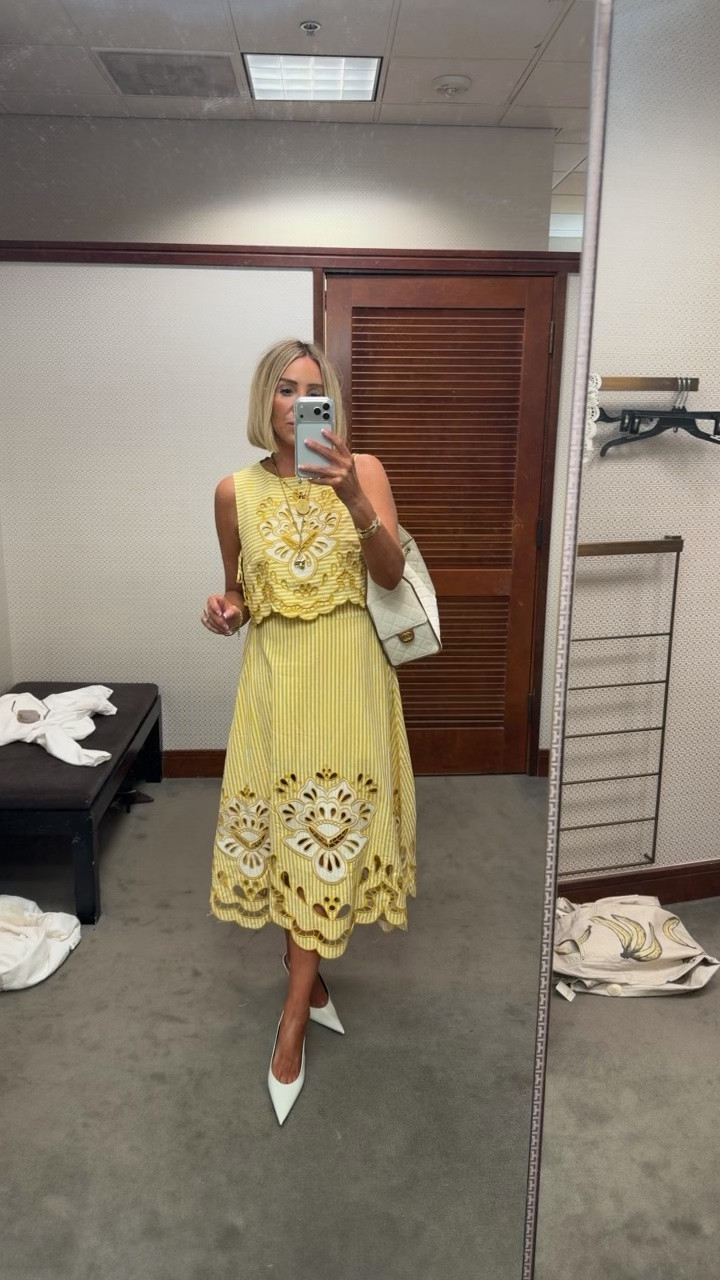 This set from Nordstrom 🔥🔥🔥 I’m in mediums