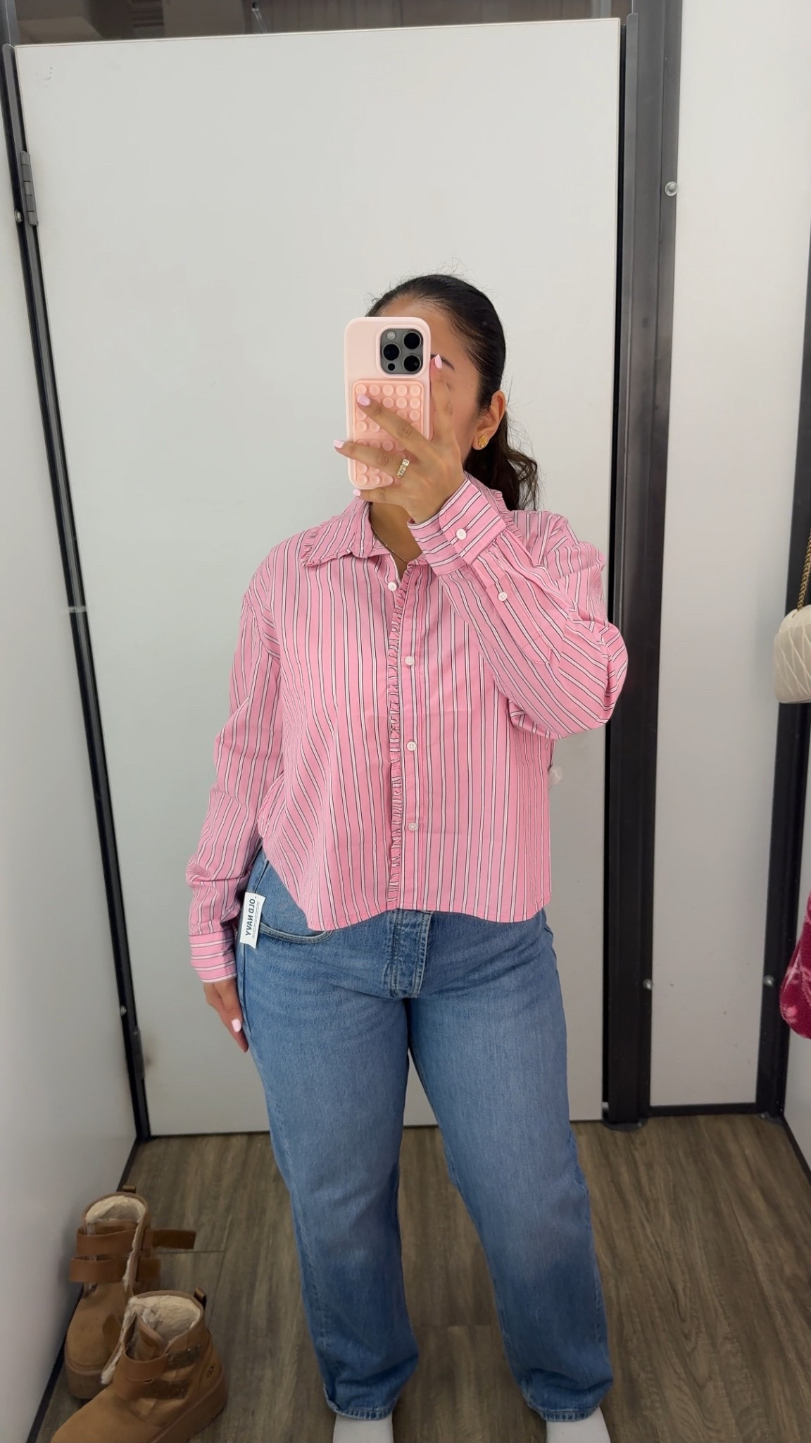 Size medium top
Size 6 bottoms