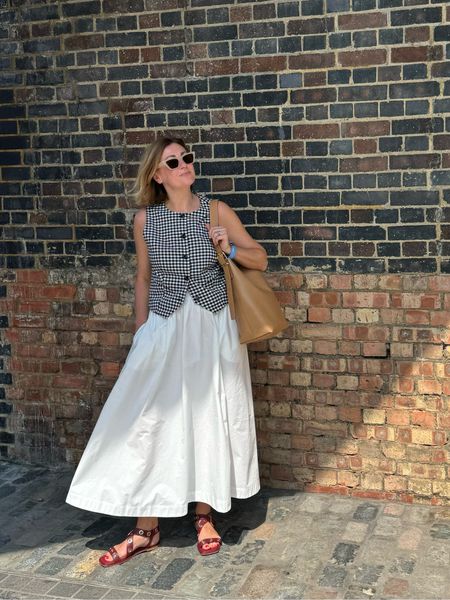 Spring outfit
White skirt styling
Aligne
Waistcoat
Summer outfitt

#LTKeurope