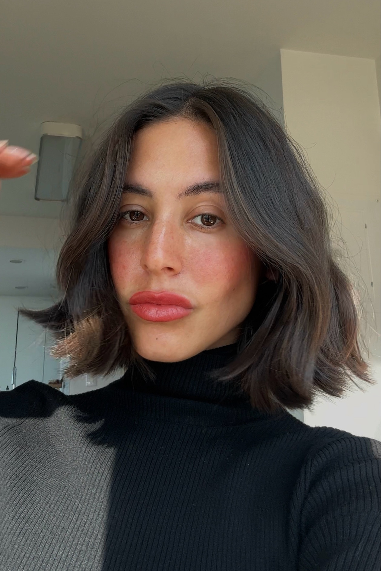 a fall lip that never fails. Wearing shade invite only with liner re- see 