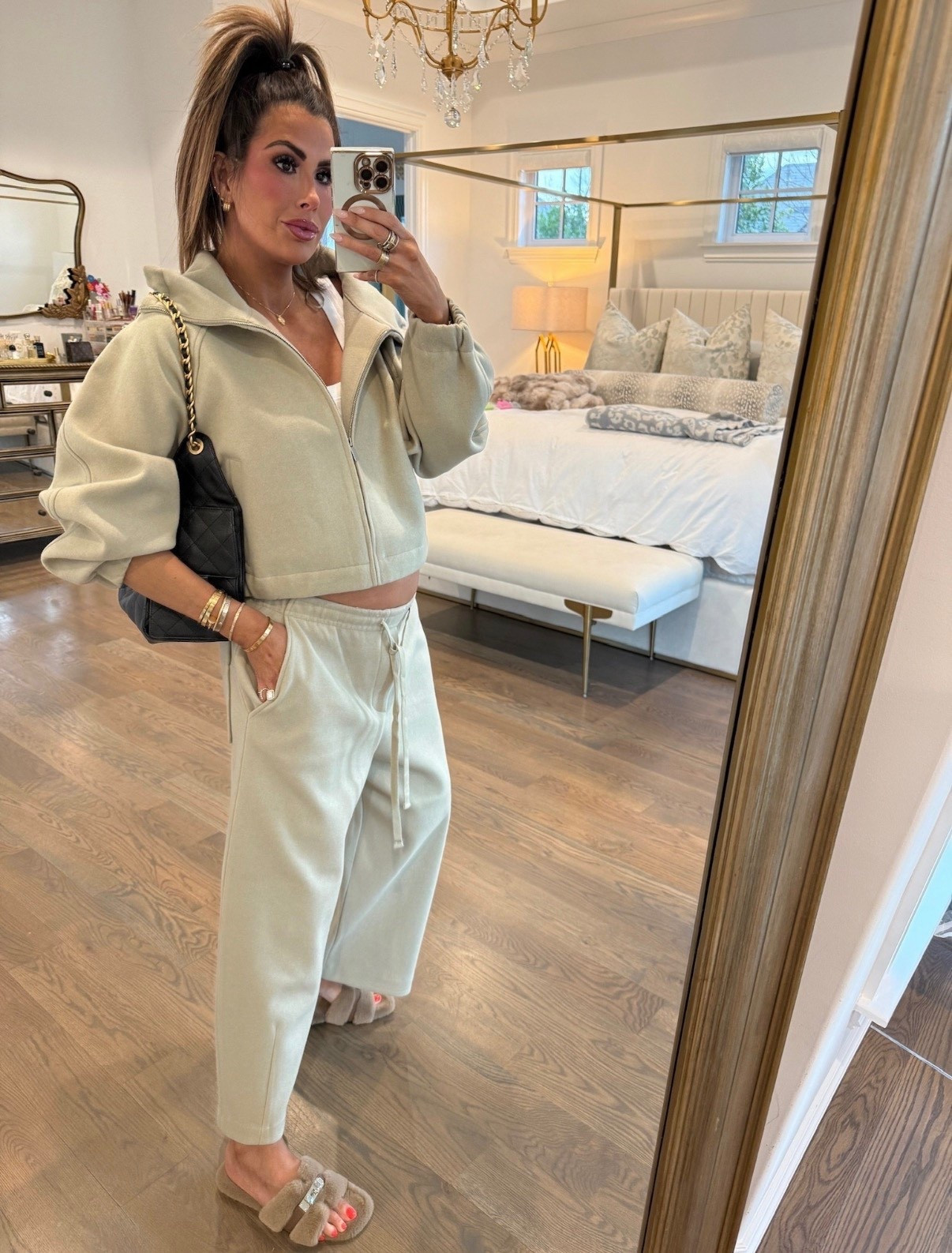 I am wearing a size medium in this grey/ green matching set! 

Matching set, Jacket, Cozy set, Zara finds, Zara fashion, Bump, Winter Outfit, Soft pants, Soft sweatshirt, Zara Fashion, Emily Ann Gemma 

#LTKootd #LTKgrwm #LTKdayinmylife