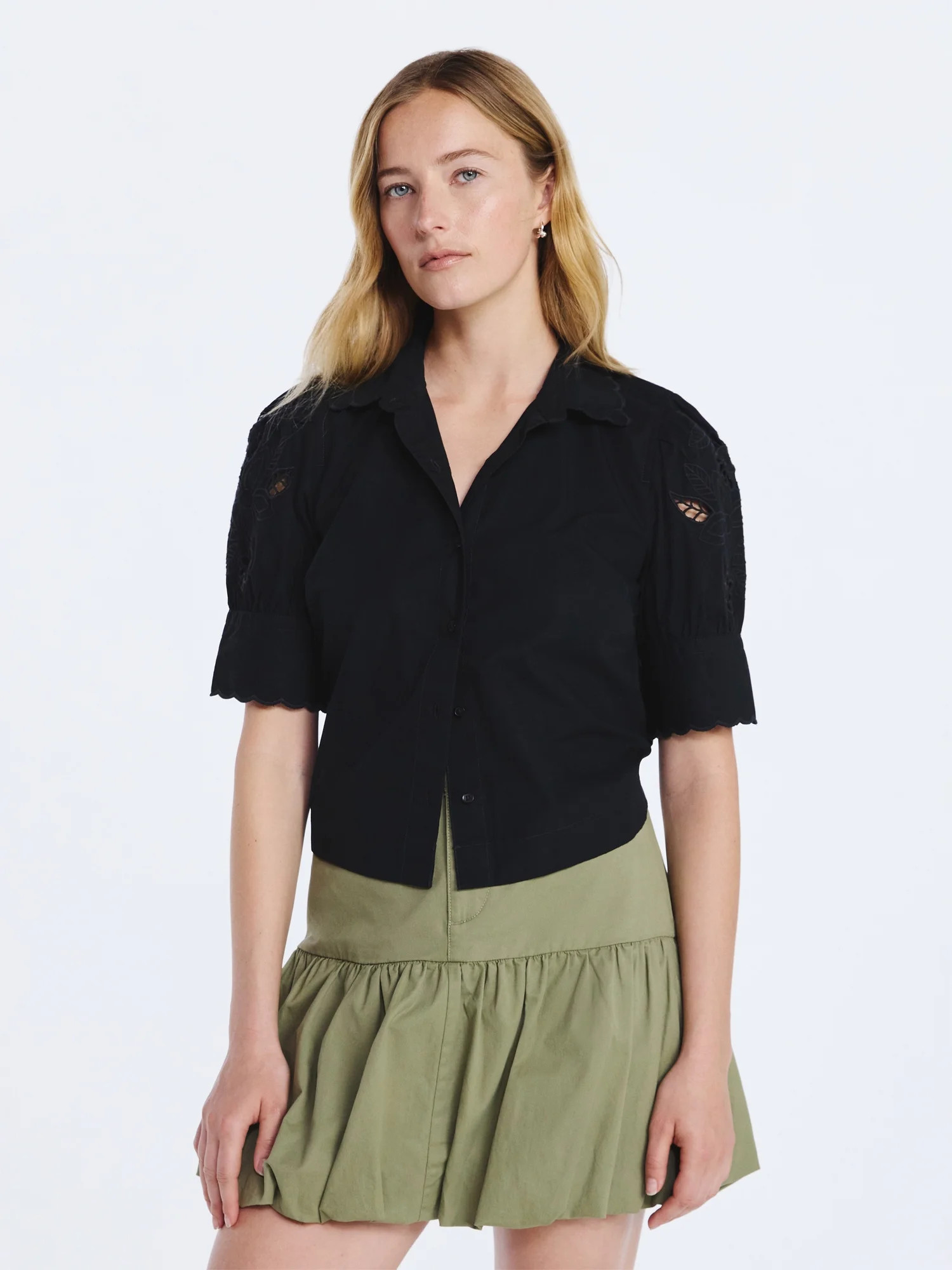 Free Assembly Women's and Women's Plus Cotton Eyelet Button Front Shirt with Short Sleeves, Sizes... | Walmart (US)