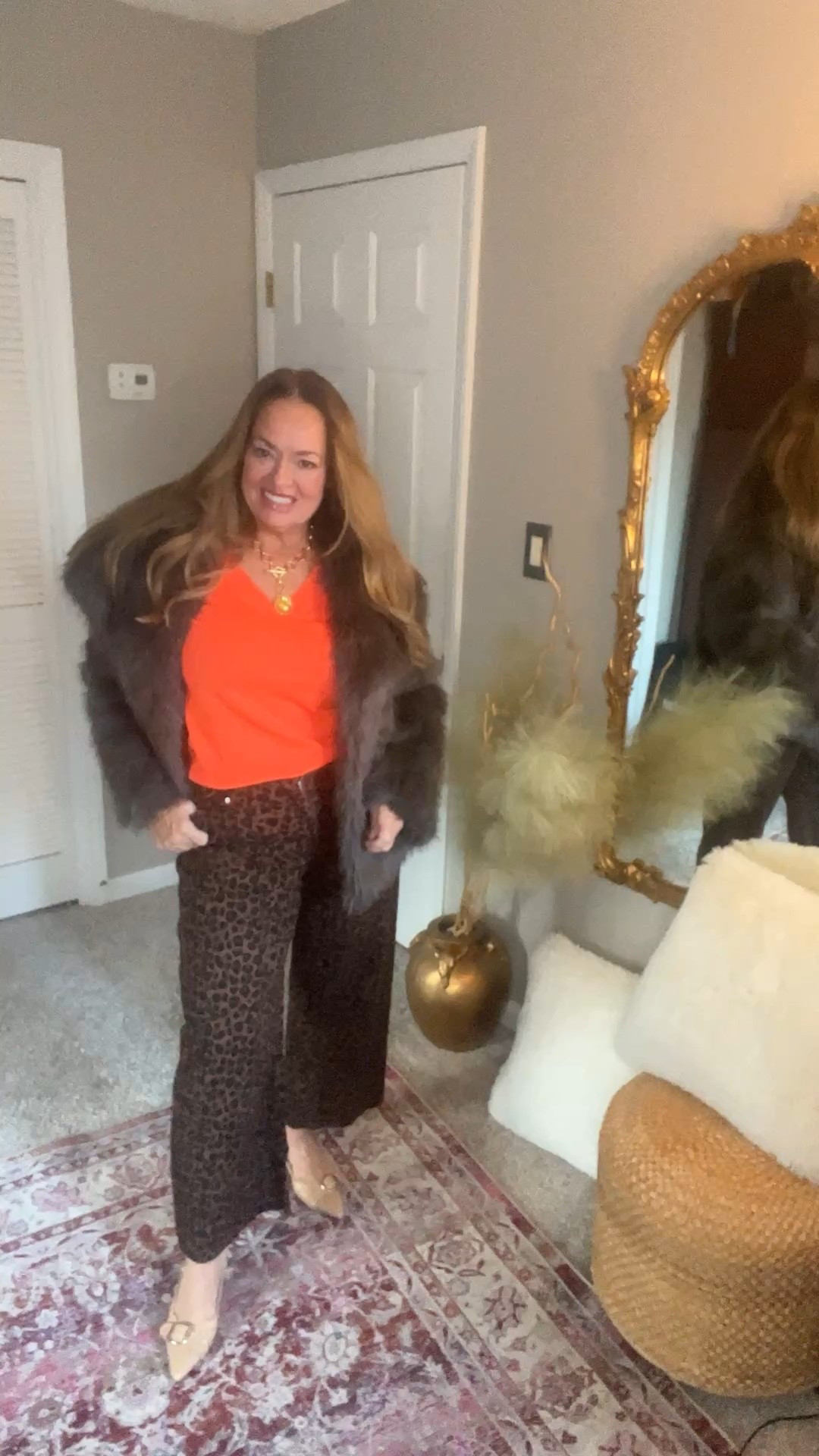 Dark leopard print pants with a pop of coral… 

#LTKGiftGuide #LTKootd #LTKgrwm