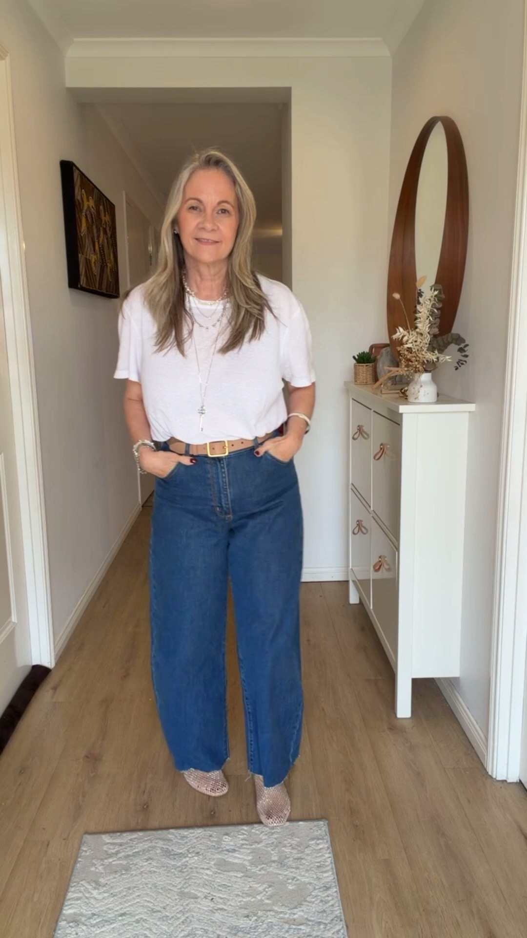 BLUE JEANS + A WHITE TEE… because some things are worth ignoring the trends for.🤍👖

This has been a favourite outfit since the 80s, when I really started to explore my style (not just wear what mum told me too). 

The jeans have changed from the high waisted stone wash (who remembers when they came with an actual stone in the pocket?), but the white tee is a classic. 

Thank goodness the giant perm and industrial-strength hairspray is no longer a thing.

And yes, the song choice an 80s favourite, I still know all the words 40 years later.

#LTKover50style