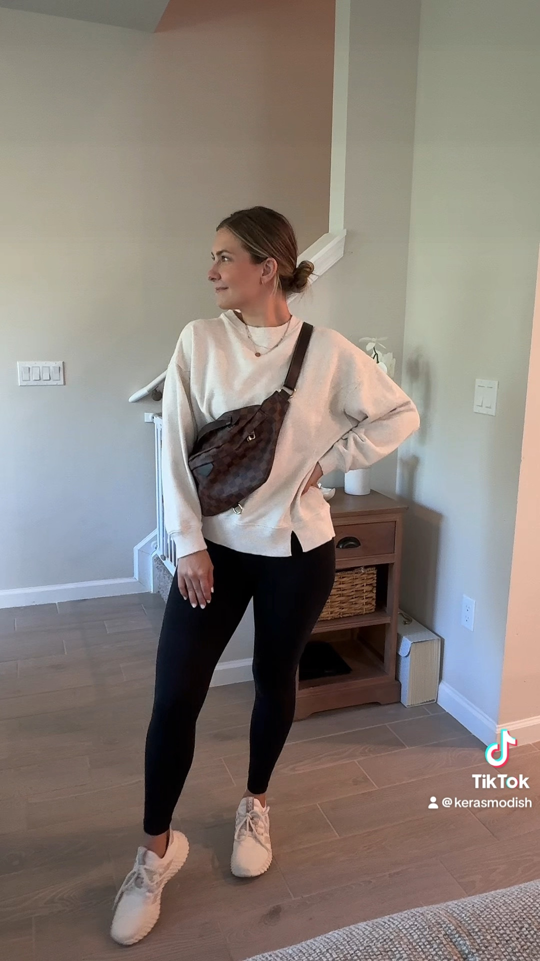 Big boxstores + 2 kids = sneakers e let's say a
prayer for my sanity!! #sahm #sahmlife #stayathomemom #momlife
#MomsofTikTok #momtok #momof3 #momoutfit
#ootdinspo #cozyvibes #outfitideas #outfitoftheday #affordablefashion #momfashion #fallfashion #fallfits #fitcheck #stayawhile #athleisure #adidas #aerie #runningerrands #comewithme #errandswithme #florida

#LTKFindsUnder100 #LTKSeasonal #LTKActive