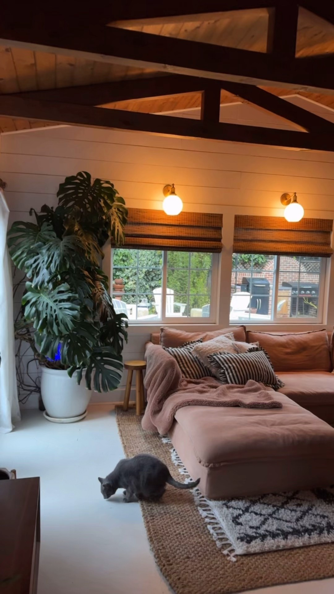 Faux fur throw blankets from Antrho are my favorite! 

#LTKGiftGuide #LTKHome #LTKHoliday