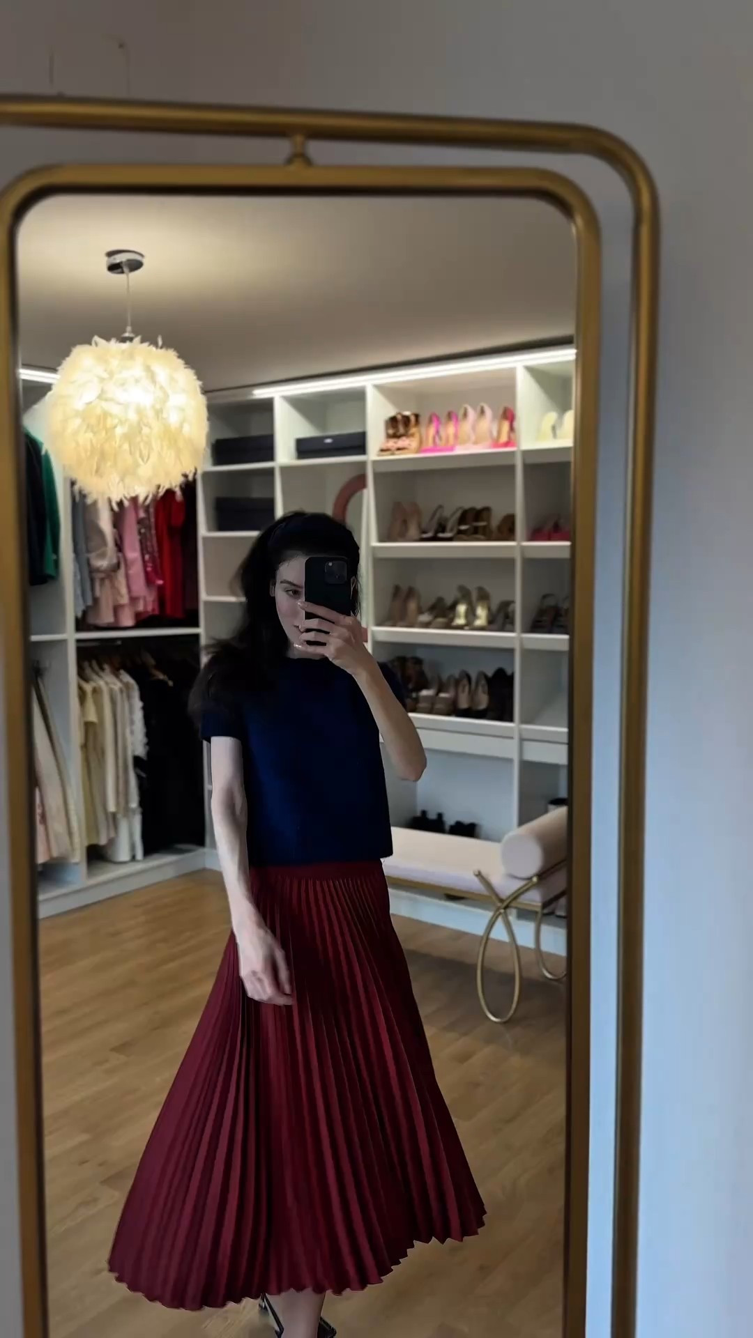 Veronika Lipar, Brunette from Wall Street, Christmas party, Christmas outfit, midi skirt, midi pleated skirt, red skirt, short sleeve sweater, kitten heels, old money, classy Christmas outfit, classy outfit

#LTKHoliday #LTKSeasonal #LTKootd