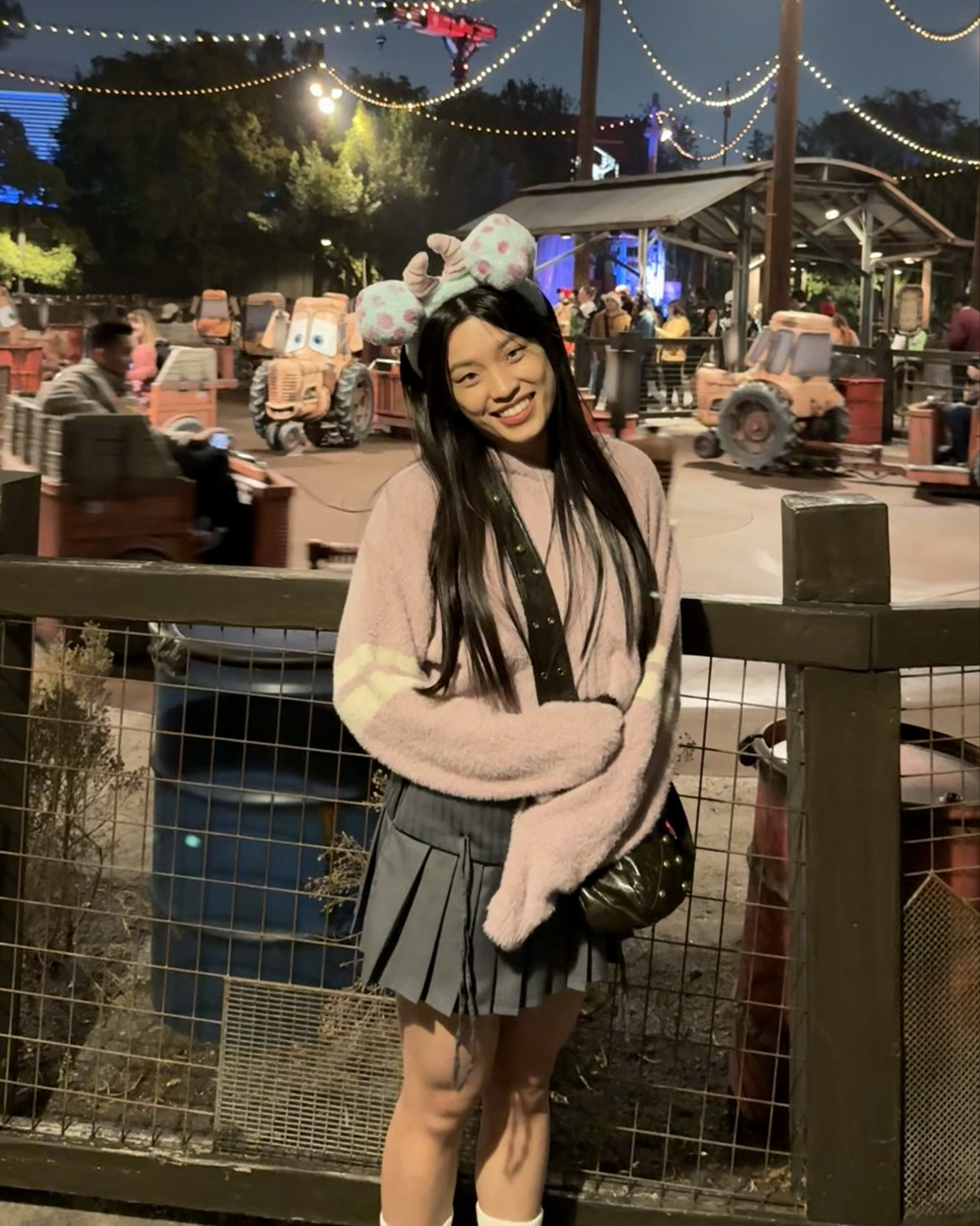 Cute Disney outfit idea 💫 Tip: a skort keeps you cute and comfy while playing all day!

#disneyoutfit #themeparkoutfits #cuteoutfits

#LTKPetite #LTKTravel #LTKStyleTip