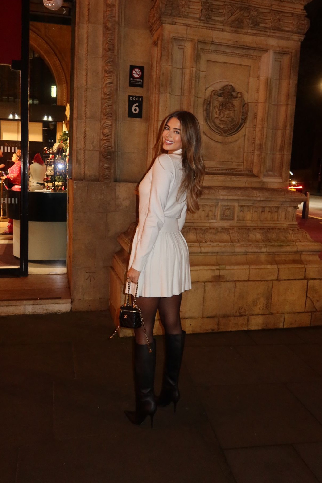 House of CB cream knitted dress 🤍

#LTKpartywear #LTKwinter #LTKuk