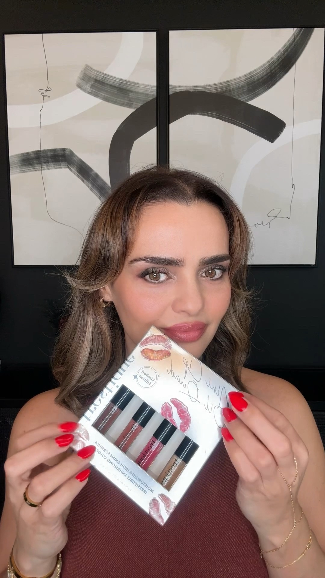 Keeping my makeup routine simple and clean this holiday season with @trestique !

Their multi-use products make it easy to go from daytime to nighttime looks—just swipe, blend, and you’re all set.



#LTKHoliday #LTKStyleTip #LTKBeauty