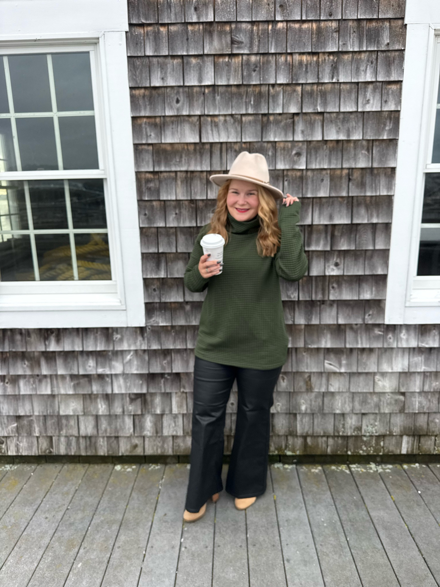 Two staples. WHBM faux leather pants and @Dudley Stephens top.

#LTKootd #LTKPetite #LTKActive