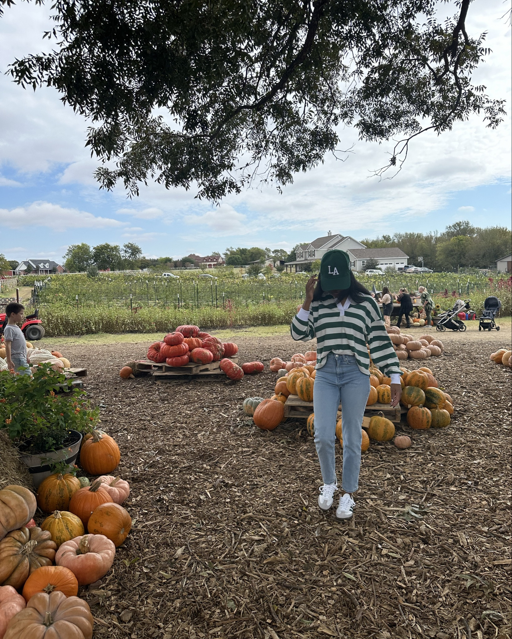 I’ve linked our pumpkin patch looks here and they are crazy good deals!

#LTKBaby #LTKSaleAlert #LTKFindsUnder50