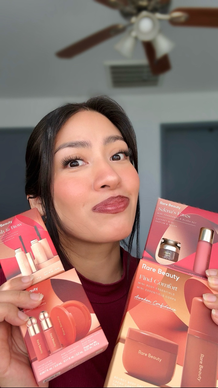 Rare Beauty have the perfect gifts for any holiday🎁

Amando todos estos set de regalos que ha creado @rarebeauty para regalarte a ti misma o regalarlo!! 🙌🏻🥰🎁

Gift for her, holiday gift, Rare Beauty Holiday Sets, Rare Beauty esenciales, Rare Beauty Perfume, Rare Beauty Blush, Selena Gomez Favorites, Latina mua, Christmas gift, beauty essentials, #latinacreators #latinamua #RareBeautypr