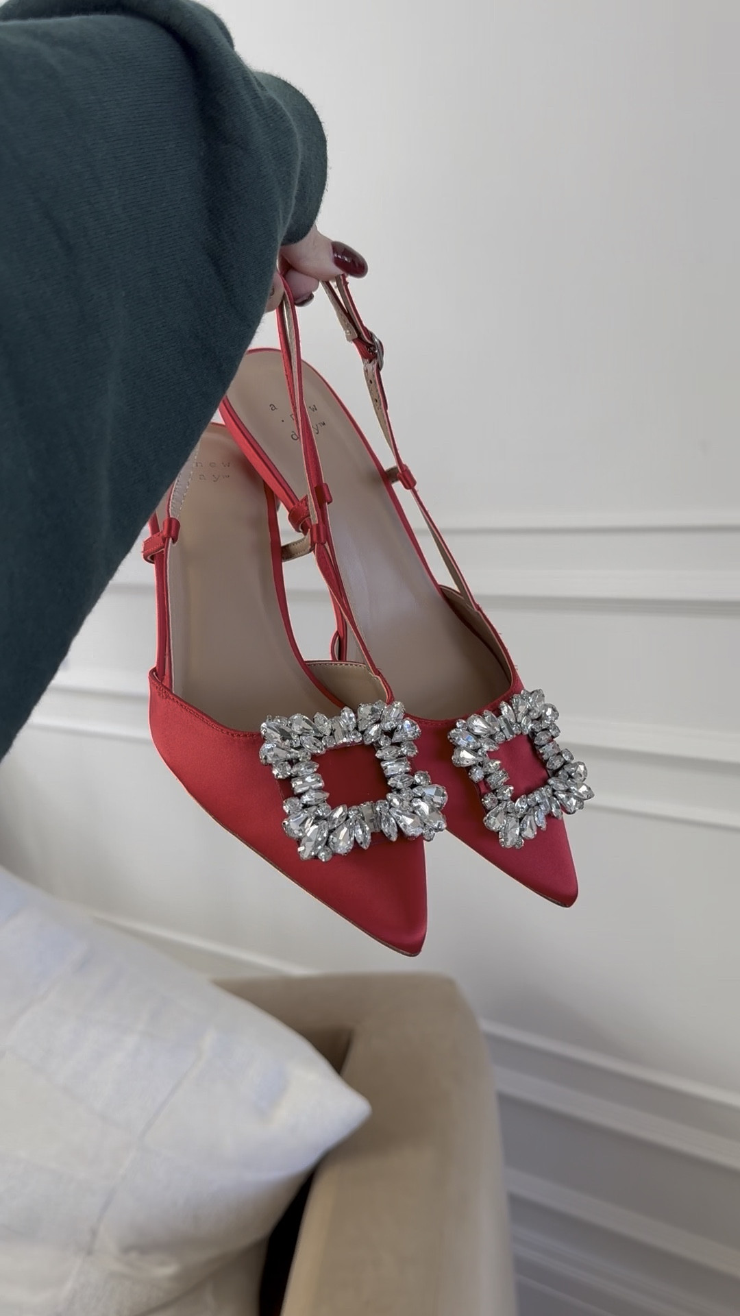 these holiday heels 50% off today! 

Target shoes, holiday party shoes, holiday heels, outfit ideas, target sale, target outfits, red shoes, gifts for her 

#LTKCyberWeek #LTKWorkwear #LTKHoliday