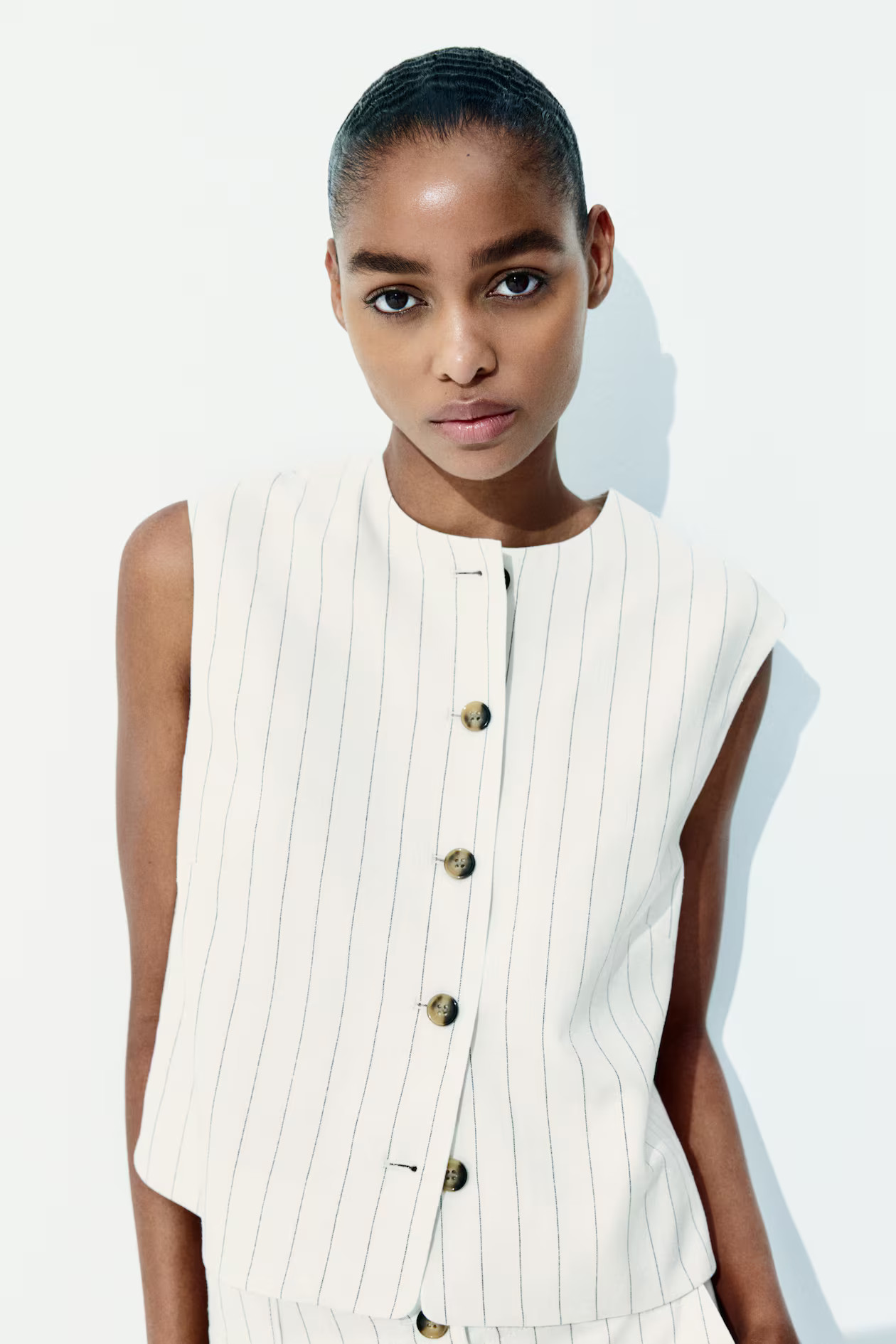 WaistcoatNot saved to favourites£22.99Colour:Cream/PinstripedSelect size  XXS    XS   ... | H&M (UK, MY, IN, SG, PH, TW, HK)