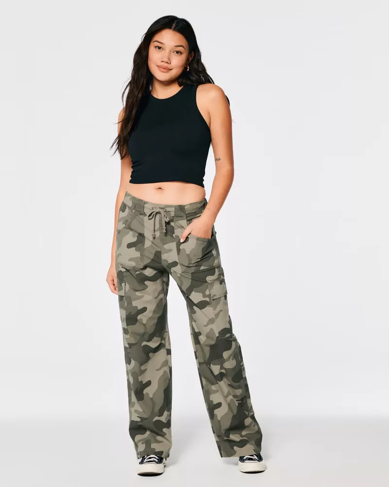 Hollister Adjustable Rise Cargo Parachute Pants