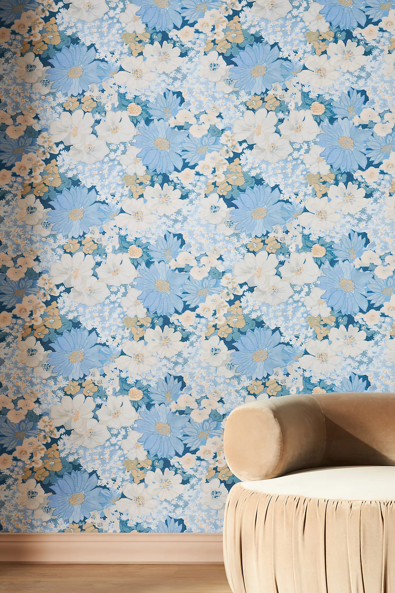 Daisy Wallpaper | Anthropologie (US)
