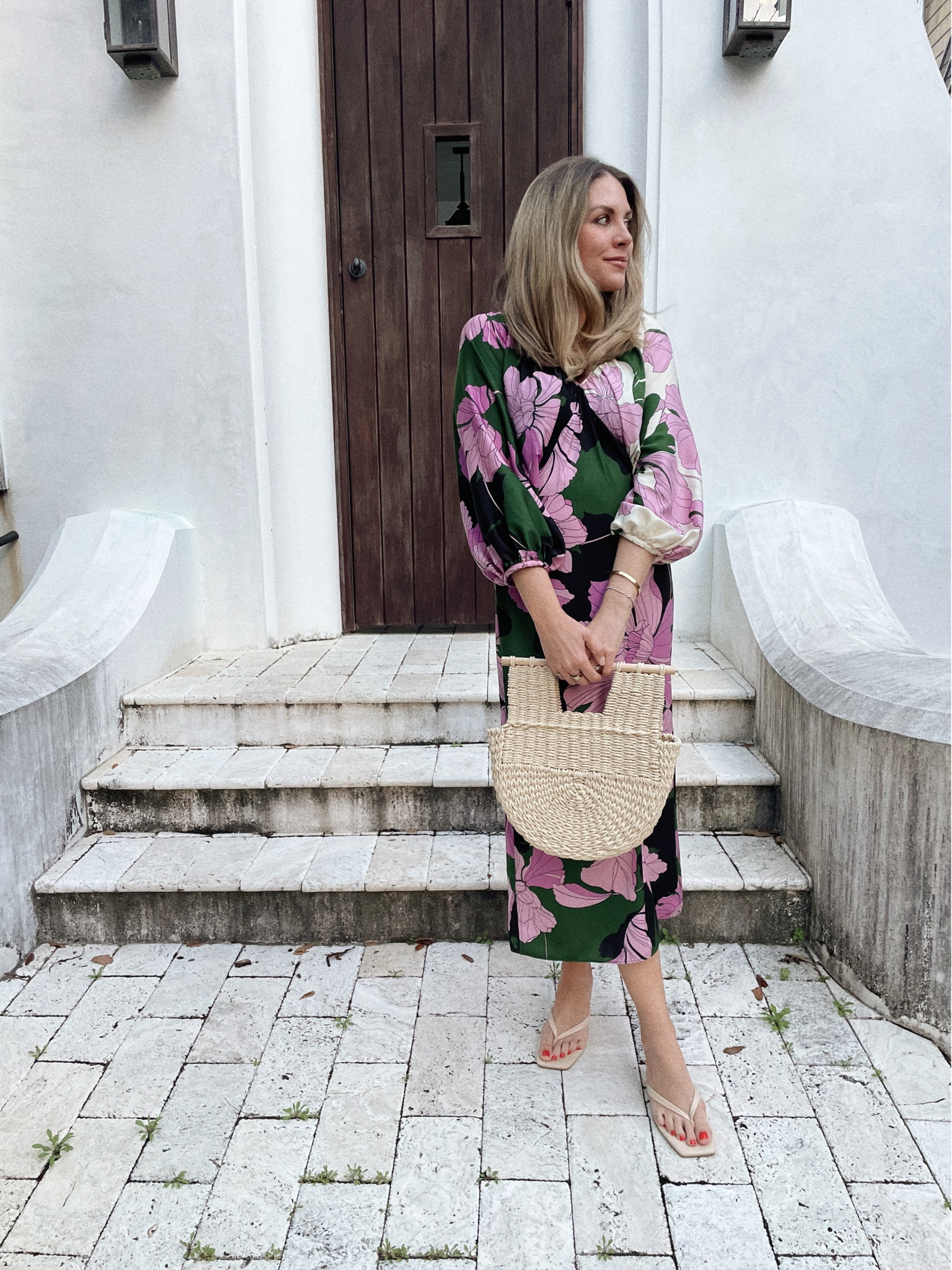 Floral dress // vacation outfit 