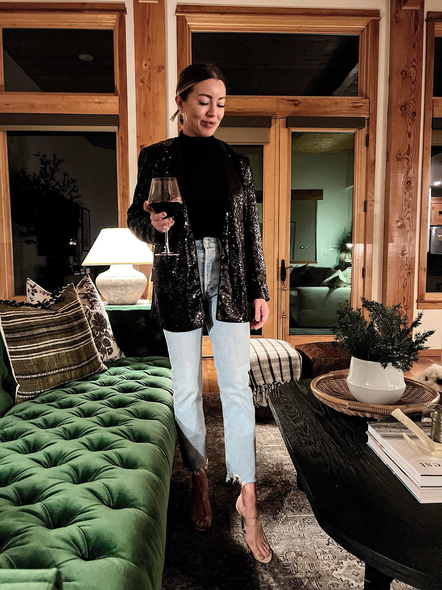 Sequin blazer under $100 and perfect for the holidays
Size small 

#LTKfindsunder100 #LTKSeasonal #LTKHoliday