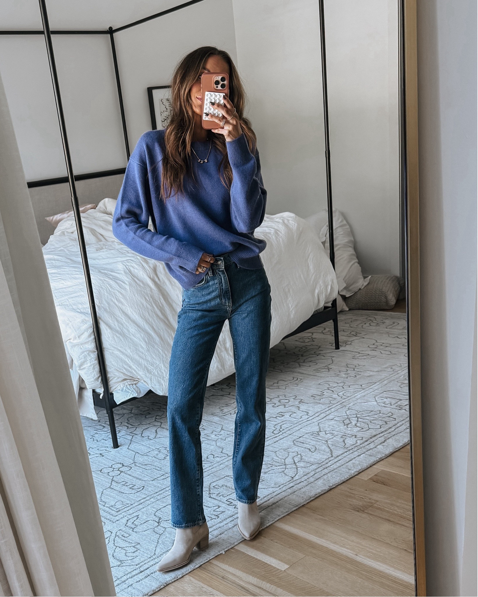 aritzia cashmere sweater + denim on sale! 💜

#LTKCyberWeek