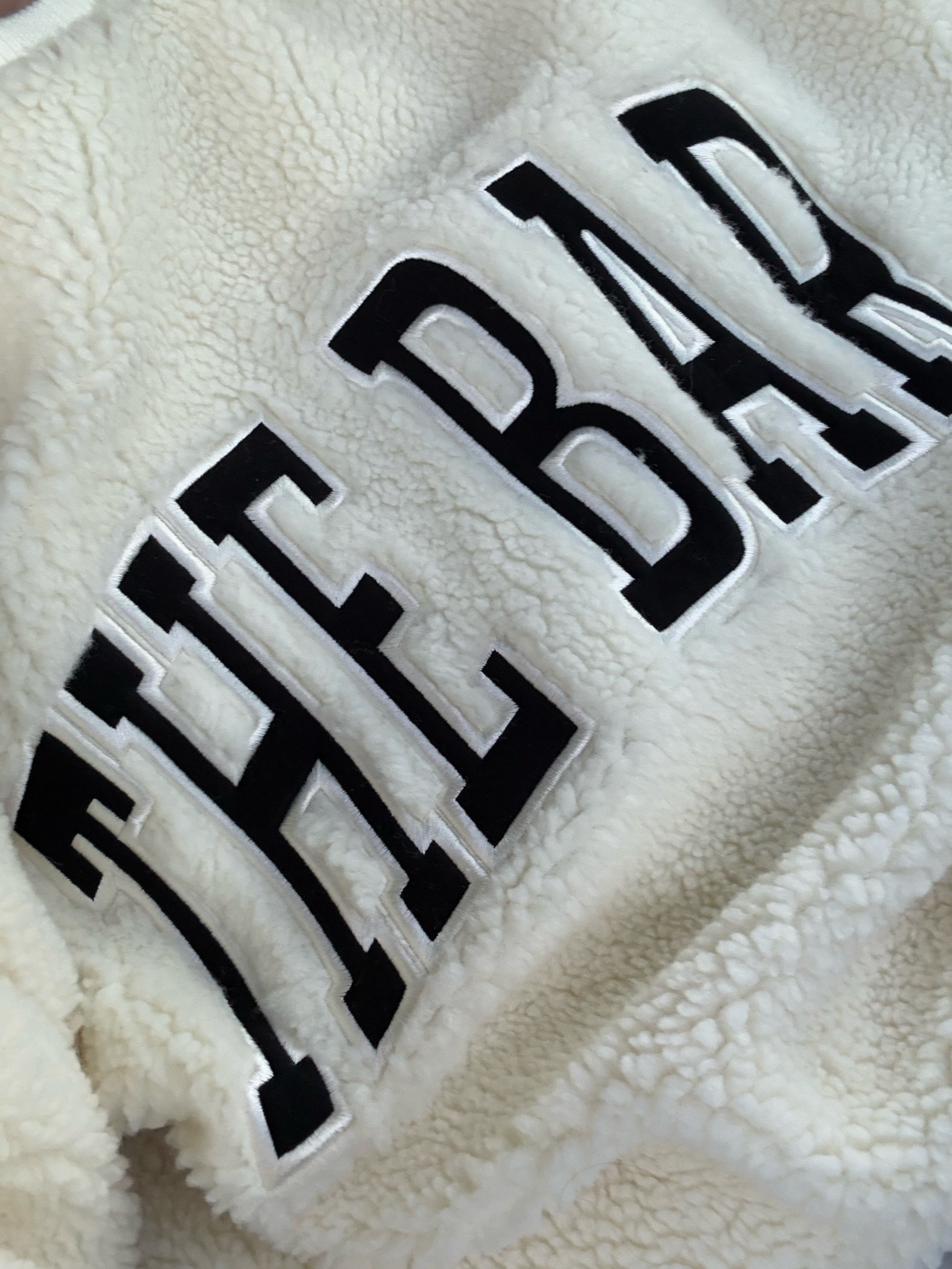 This sweatshirt is so soft inside and out!! Like butter and very warm!! 

#LTKTravel #LTKMostLoved #LTKStyleTip