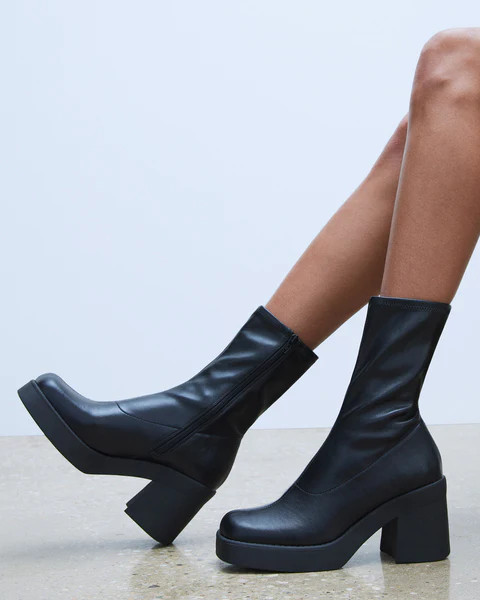 KLAYTON BLACK | Steve Madden (US)