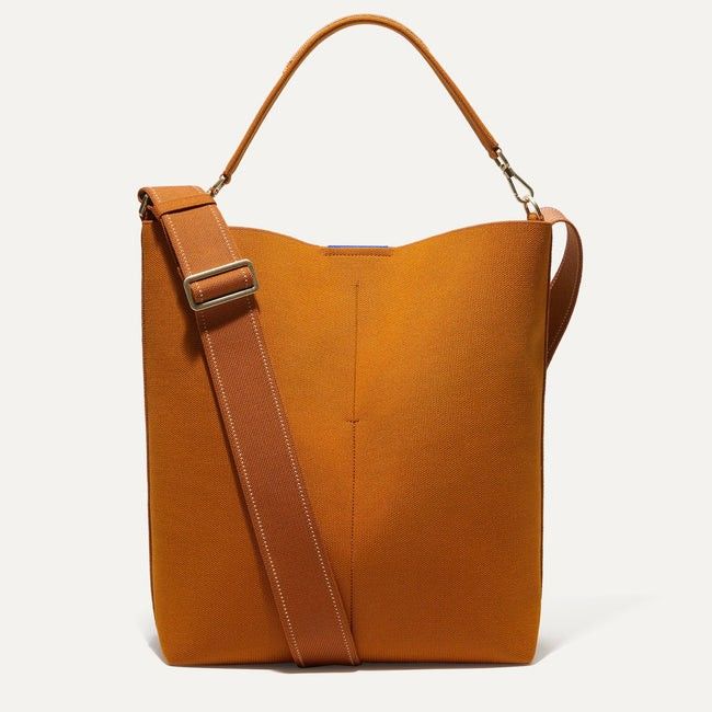The Bucket Bag - Amber Brown | Rothy's