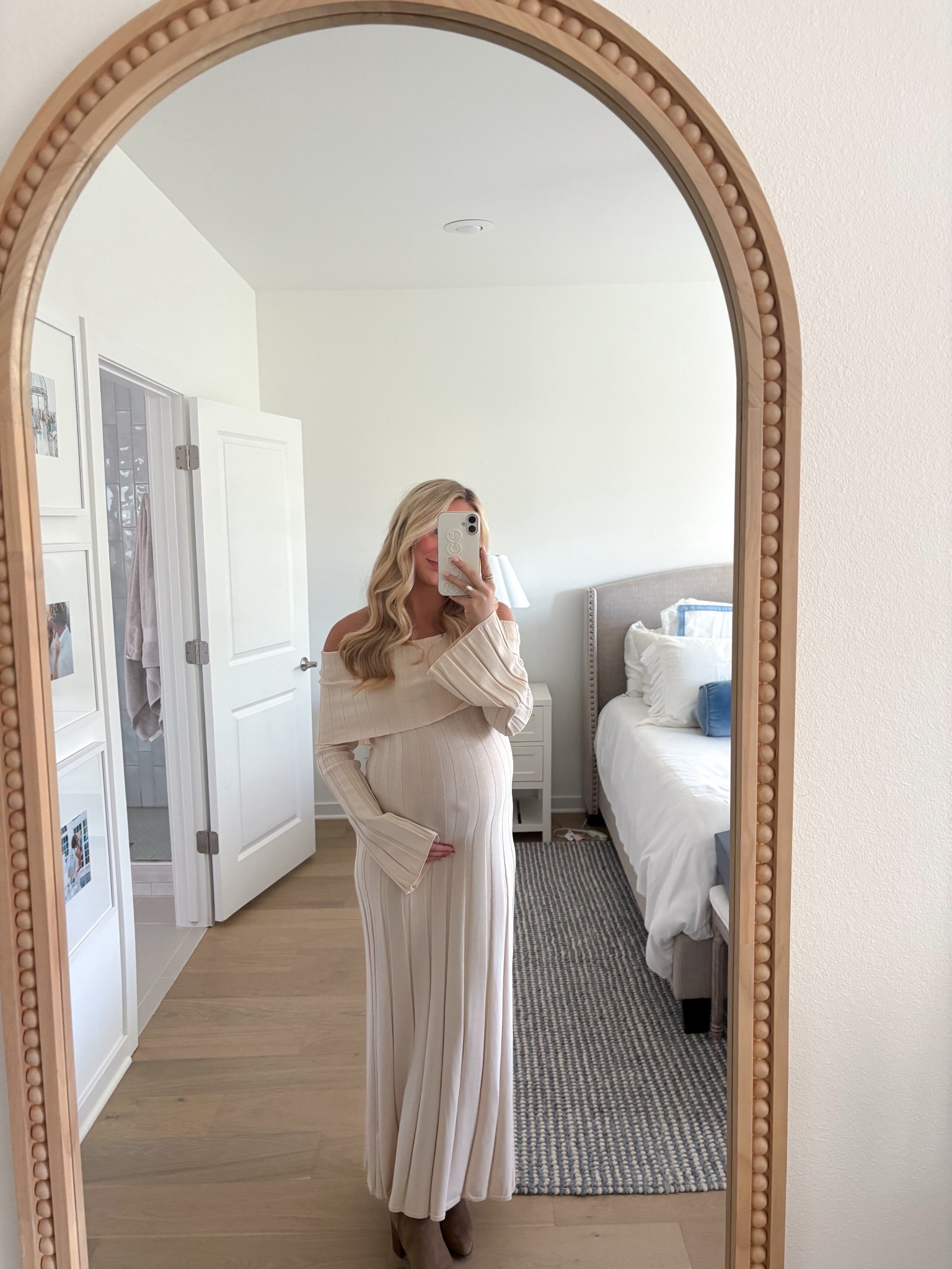 fall maternity pictures outfit inspo 🤎


#LTKBump #LTKSeasonal #LTKStyleTip