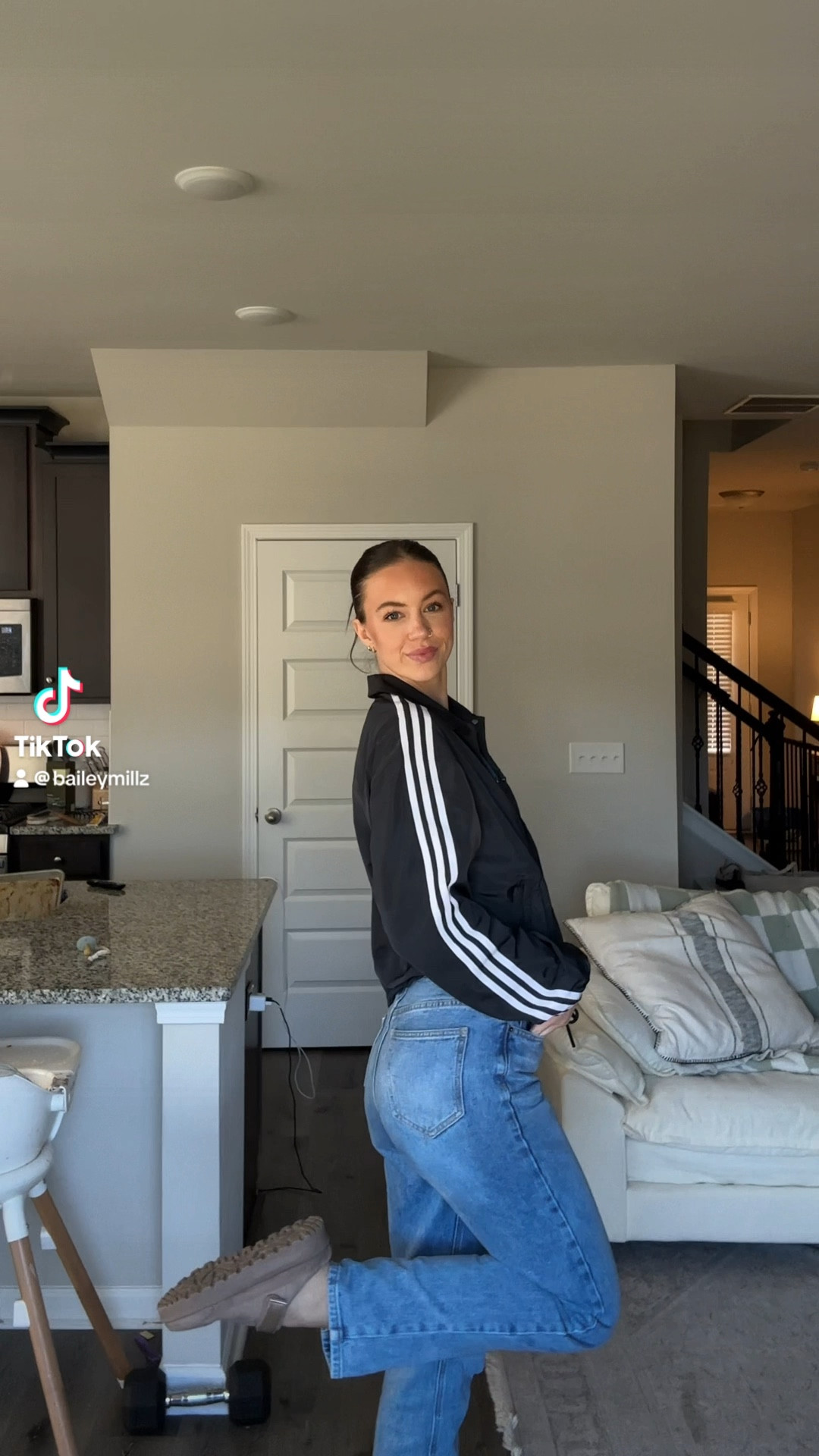 sunday cozies 🤍

#LTKFitness #LTKActive #LTKFindsUnder100