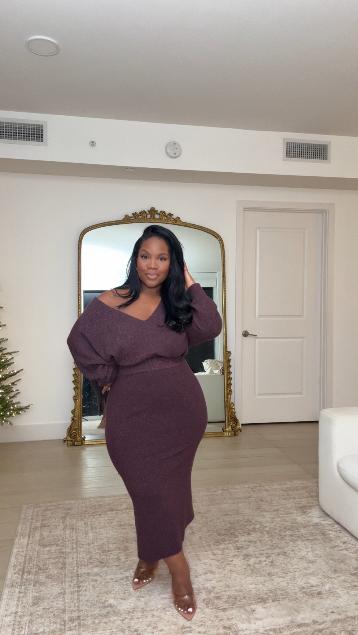 This set is giving all things luxe and cozy at the same time! Has the prettiest subtle metallic shimmers and love that I can wear the sweater off  the shoulder or as a v-neck. 

Sizing Details:
Sweater: Small
Skirt: Mediumm

#LTKootd #LTKFindsUnder50 #LTKHoliday